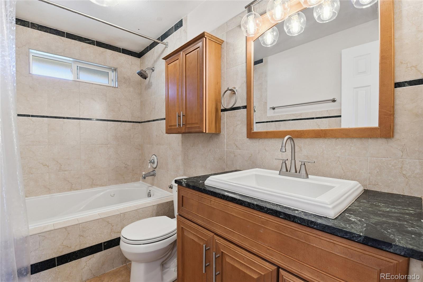 MLS Image #16 for 12120 e center drive,aurora, Colorado