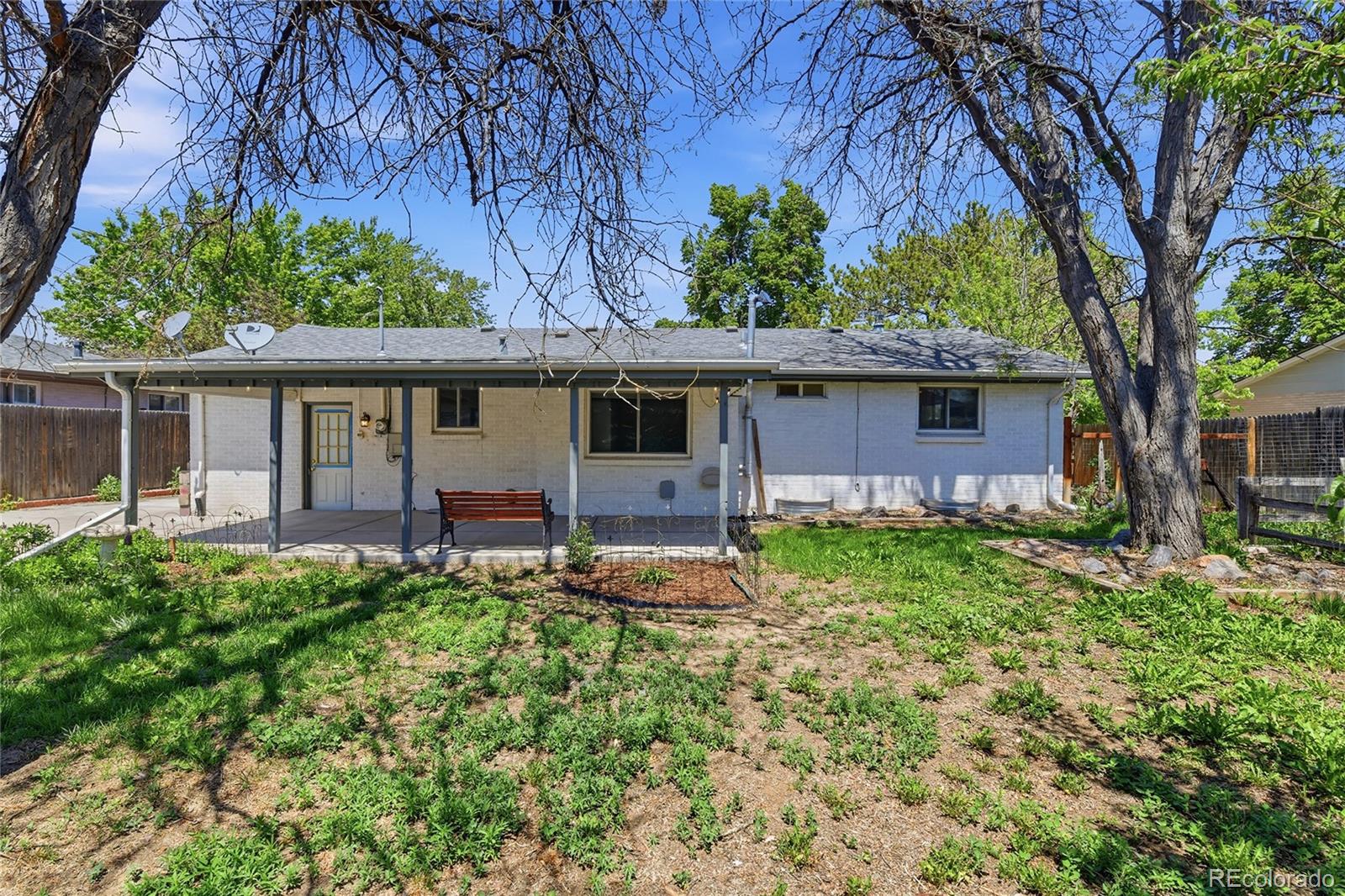 MLS Image #33 for 12120 e center drive,aurora, Colorado