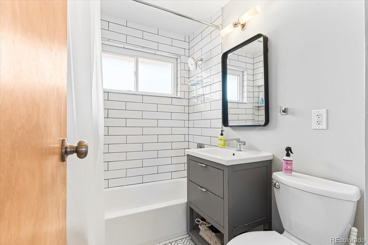 MLS Image #20 for 2670 s lowell boulevard,denver, Colorado
