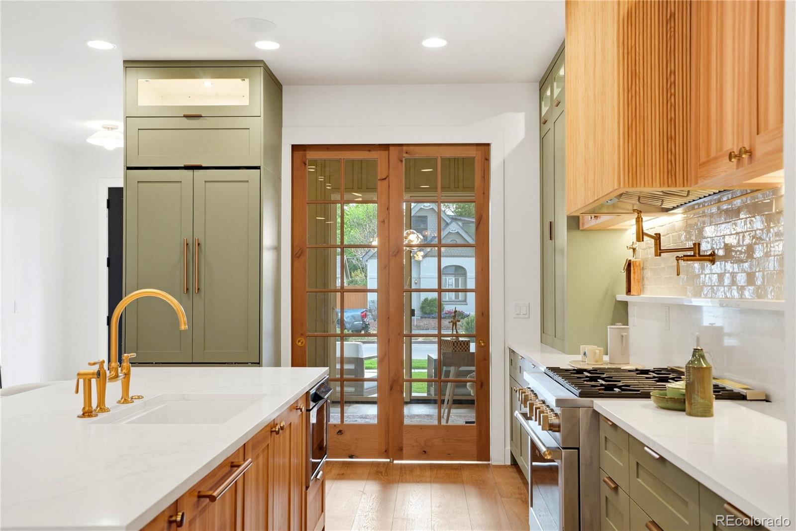 MLS Image #12 for 245 s emerson street,denver, Colorado