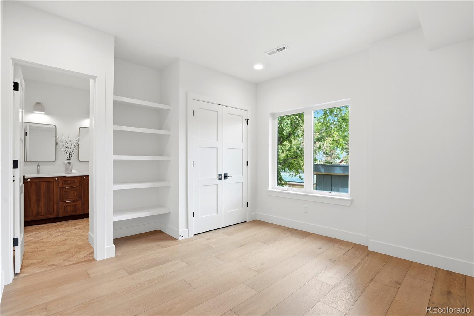 MLS Image #34 for 245 s emerson street,denver, Colorado