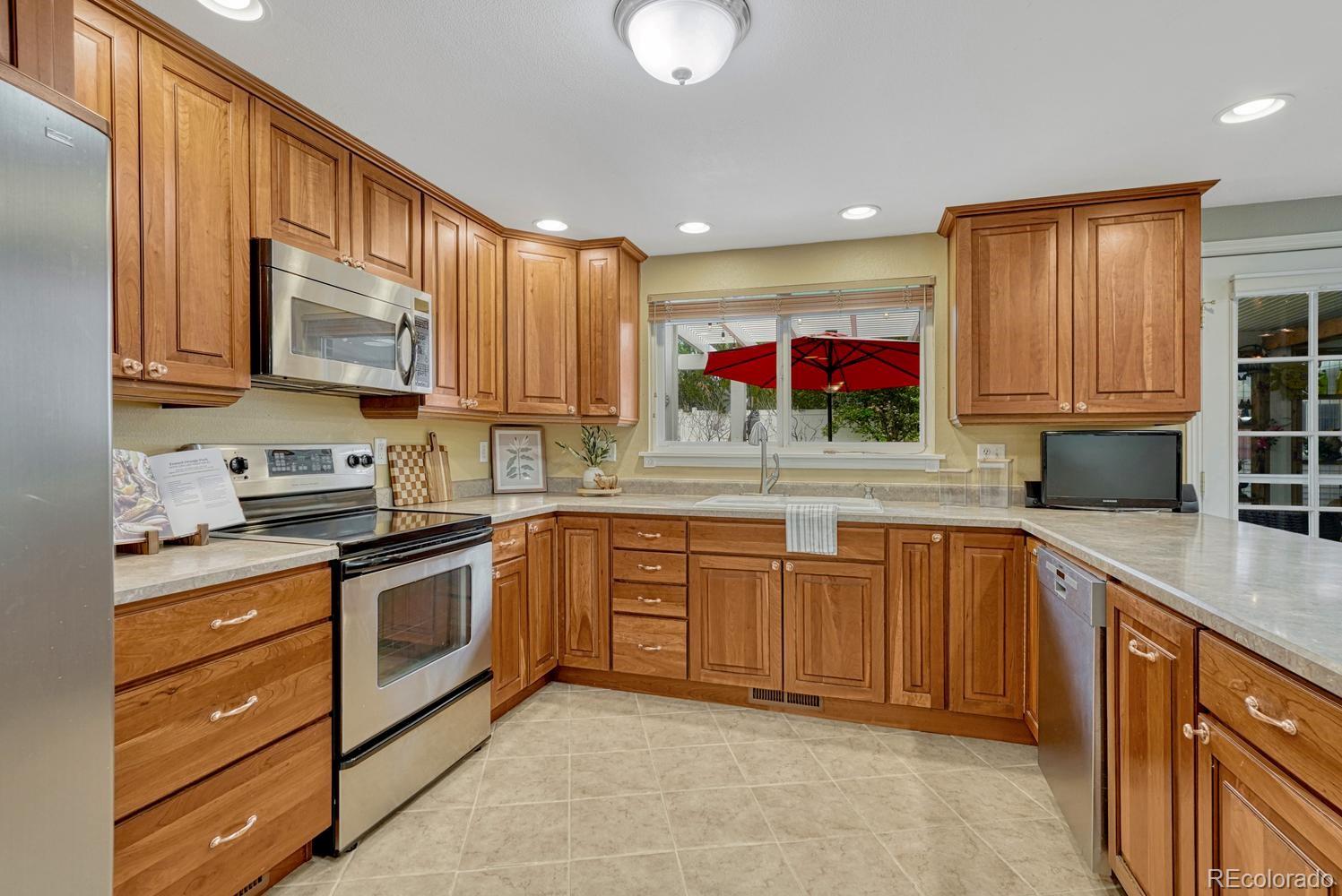 MLS Image #17 for 2619  farragut circle,colorado springs, Colorado