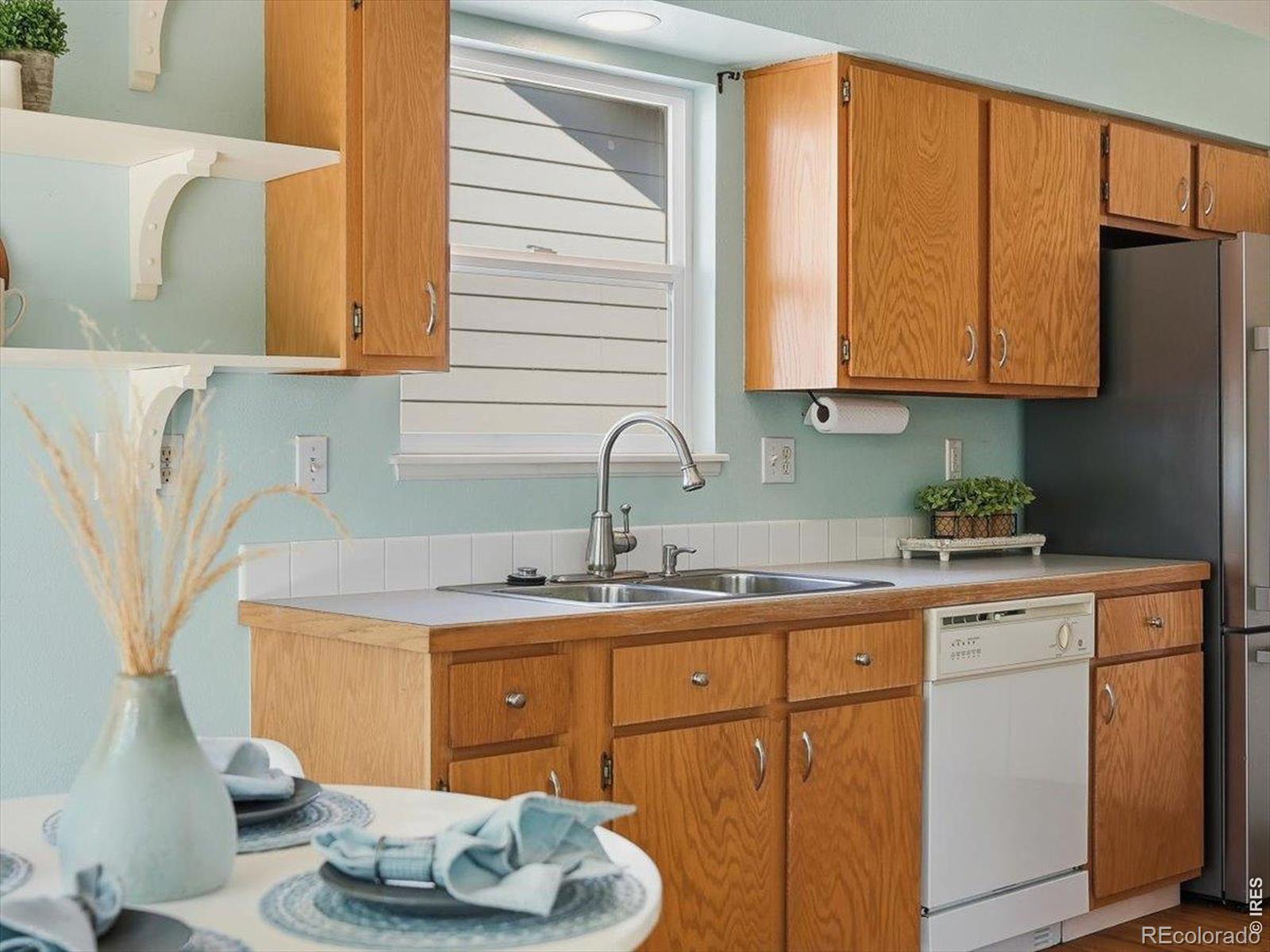 MLS Image #17 for 500  hemlock drive,windsor, Colorado