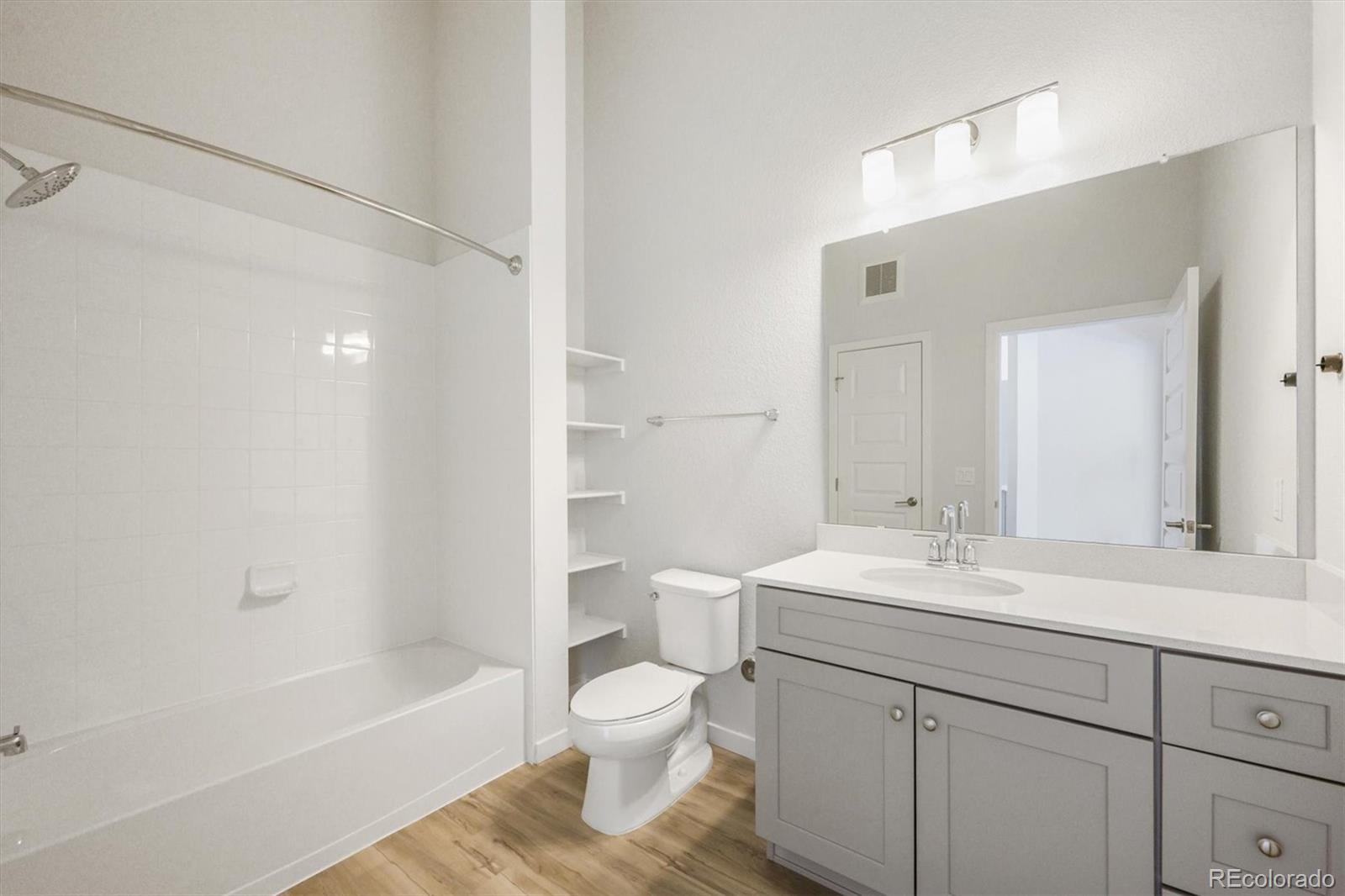MLS Image #14 for 483  interlocken boulevard 105,broomfield, Colorado