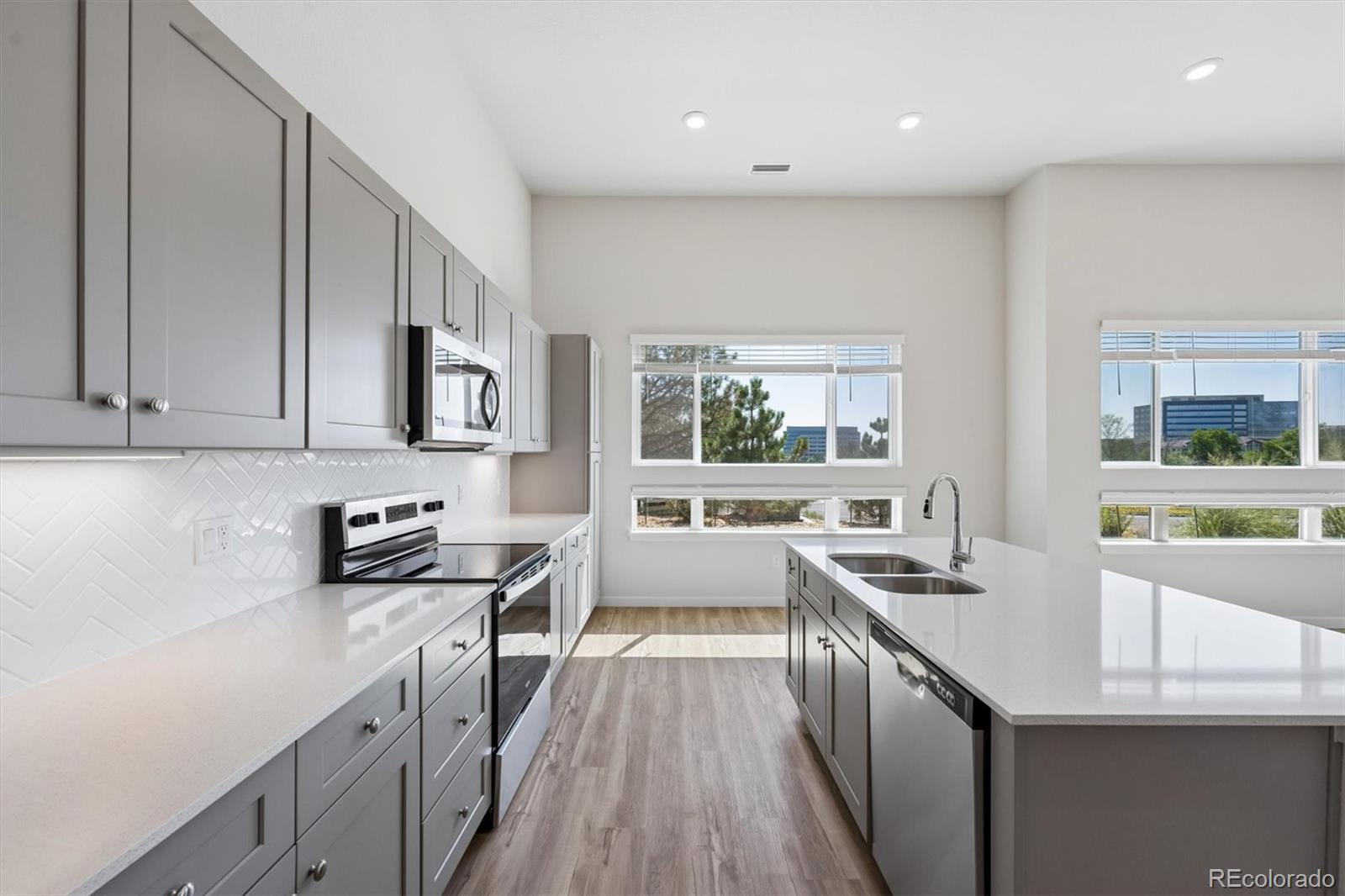 MLS Image #4 for 483  interlocken boulevard 105,broomfield, Colorado