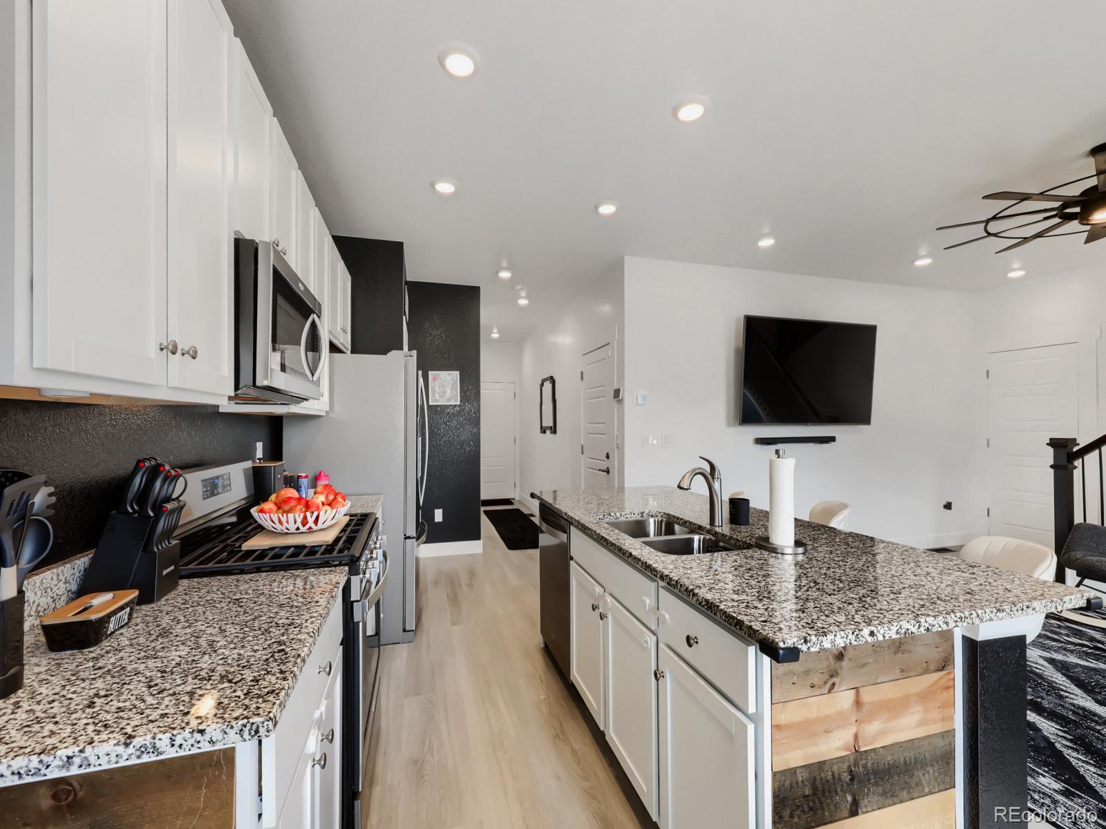 MLS Image #8 for 5484  blue lunar lane,castle rock, Colorado