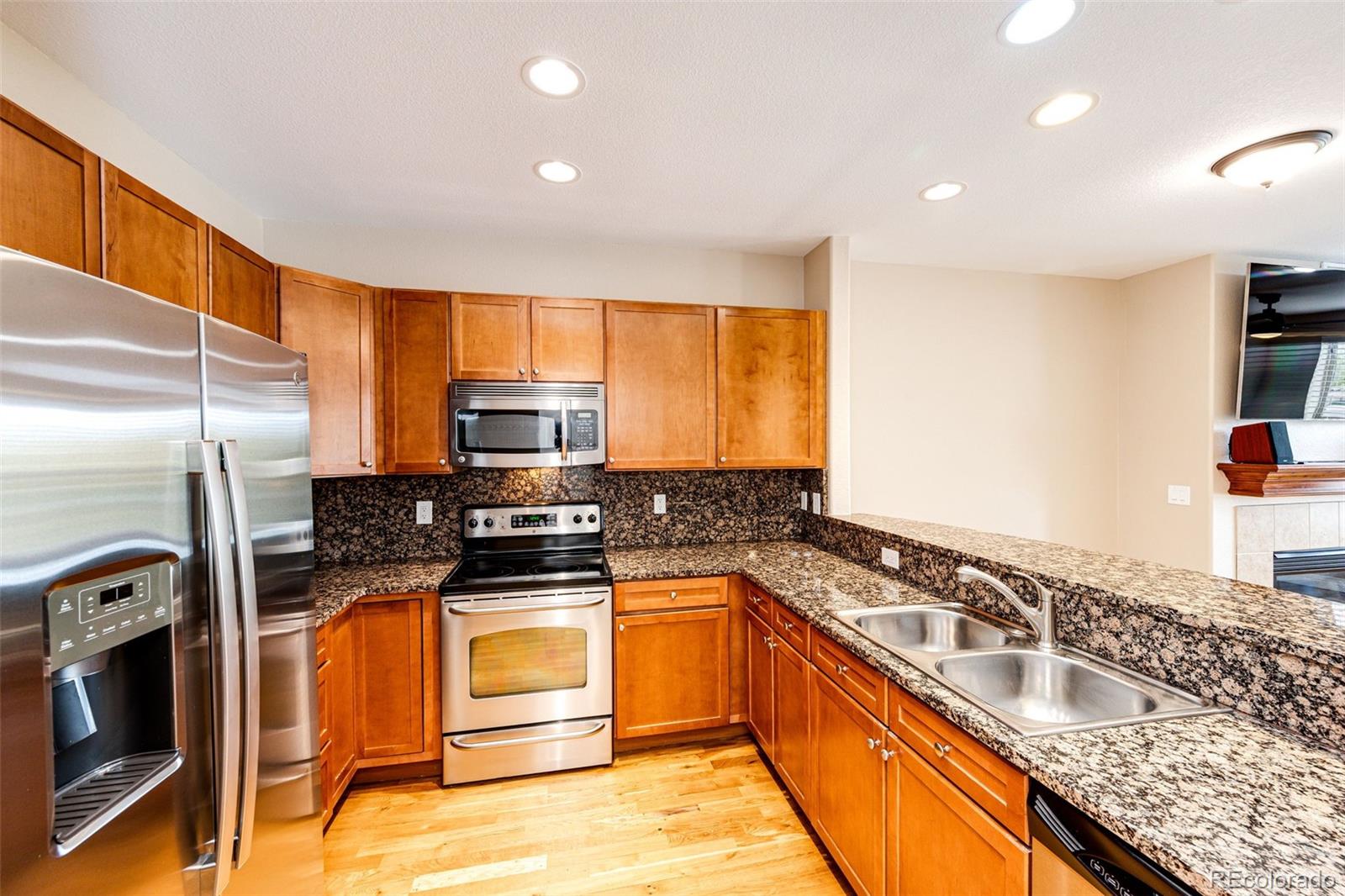 MLS Image #17 for 9059 e panorama circle,englewood, Colorado