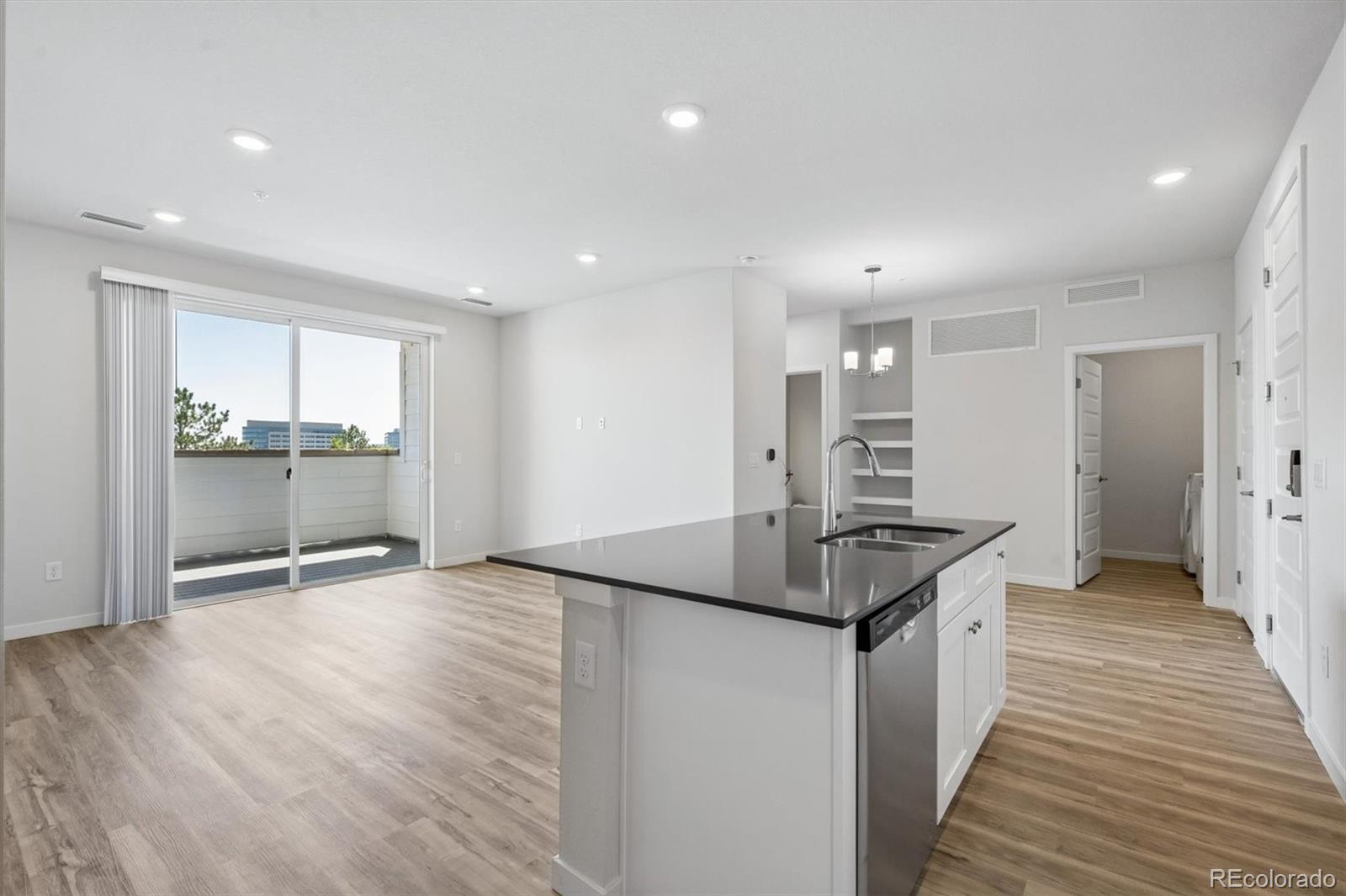 MLS Image #11 for 483  interlocken boulevard 201,broomfield, Colorado