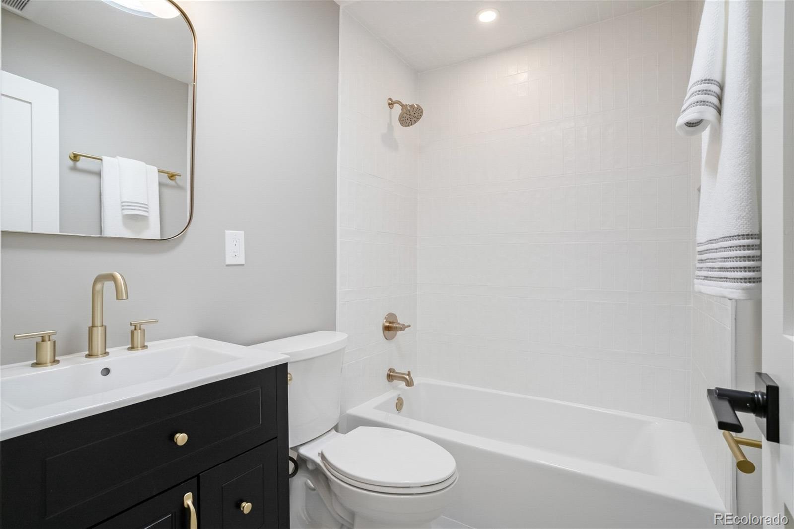 MLS Image #1 for 2323 n niagara street,denver, Colorado