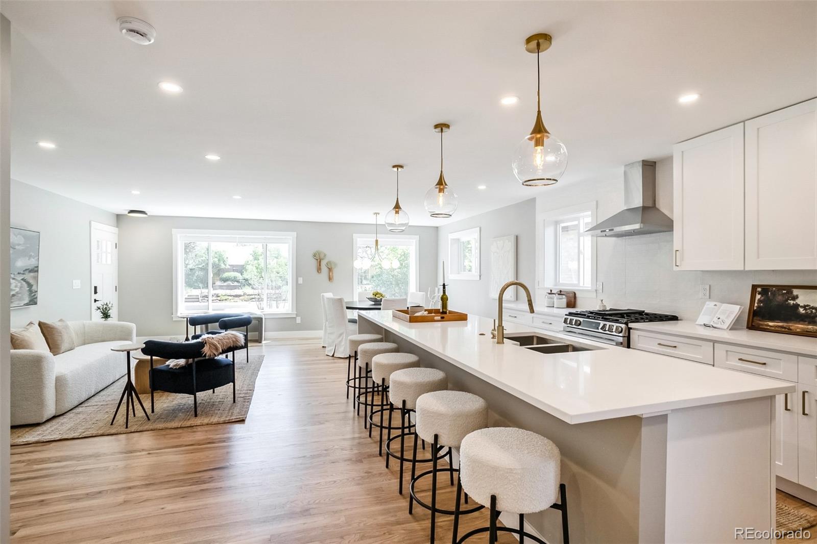 MLS Image #19 for 2323 n niagara street,denver, Colorado
