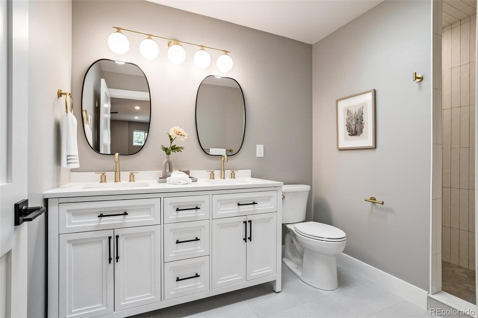 MLS Image #24 for 2323 n niagara street,denver, Colorado