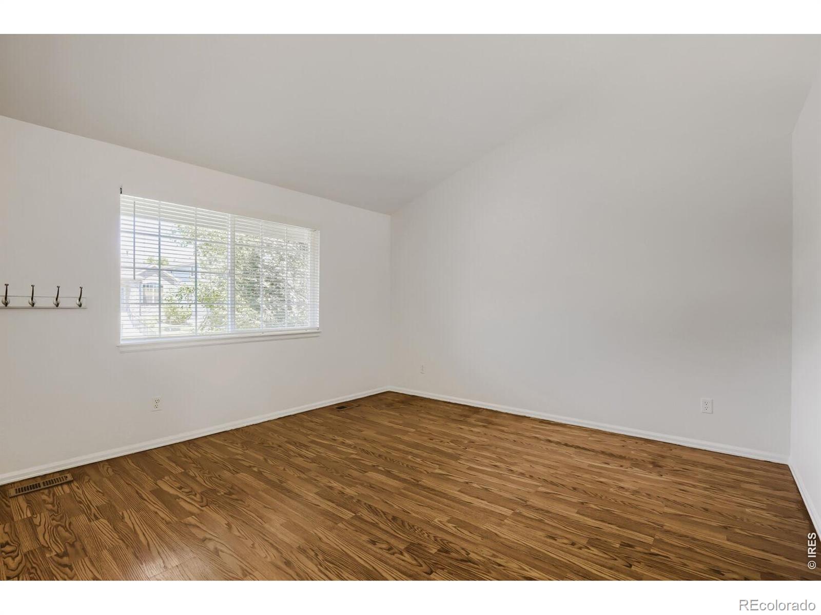 MLS Image #11 for 1633  deerwood drive,longmont, Colorado