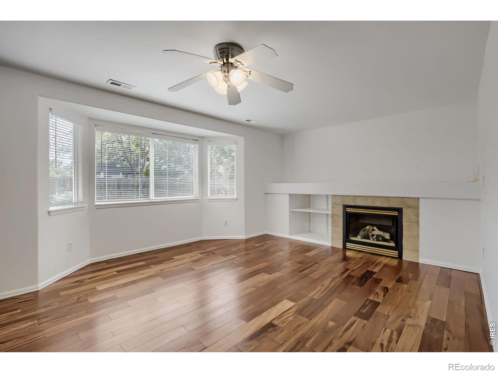 MLS Image #4 for 1633  deerwood drive,longmont, Colorado