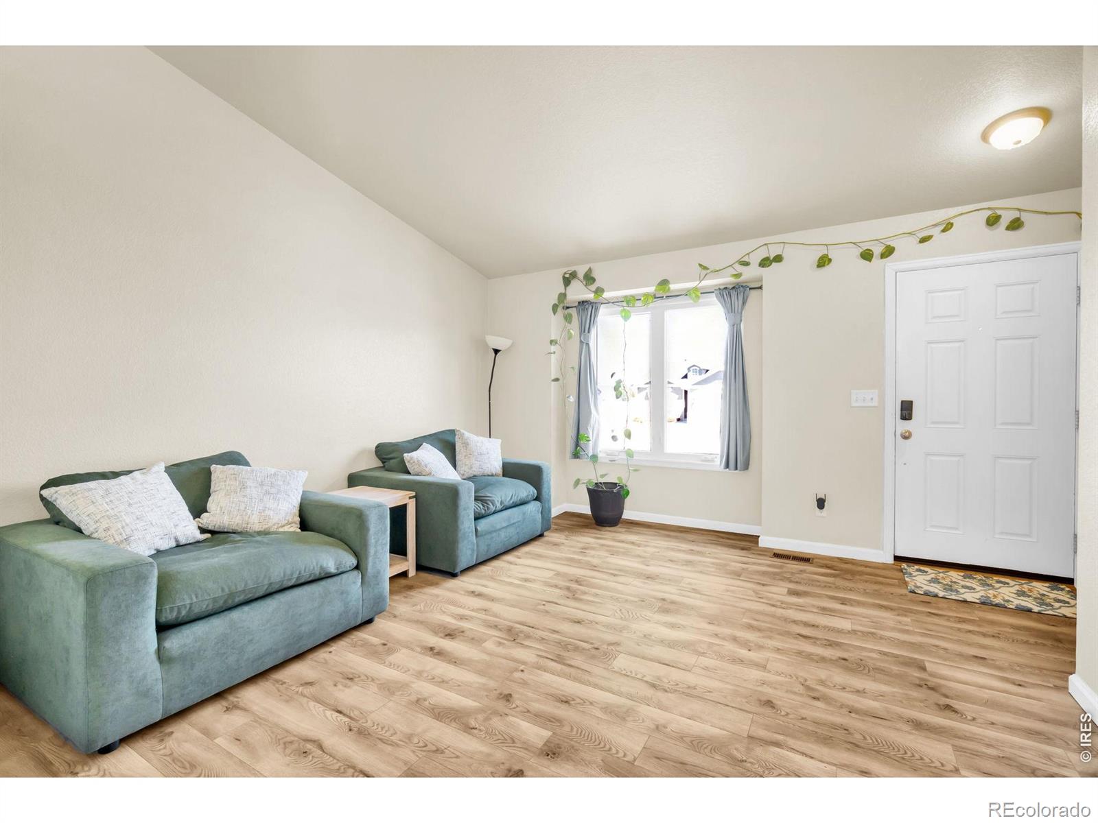 MLS Image #2 for 118  linden oaks drive,ault, Colorado
