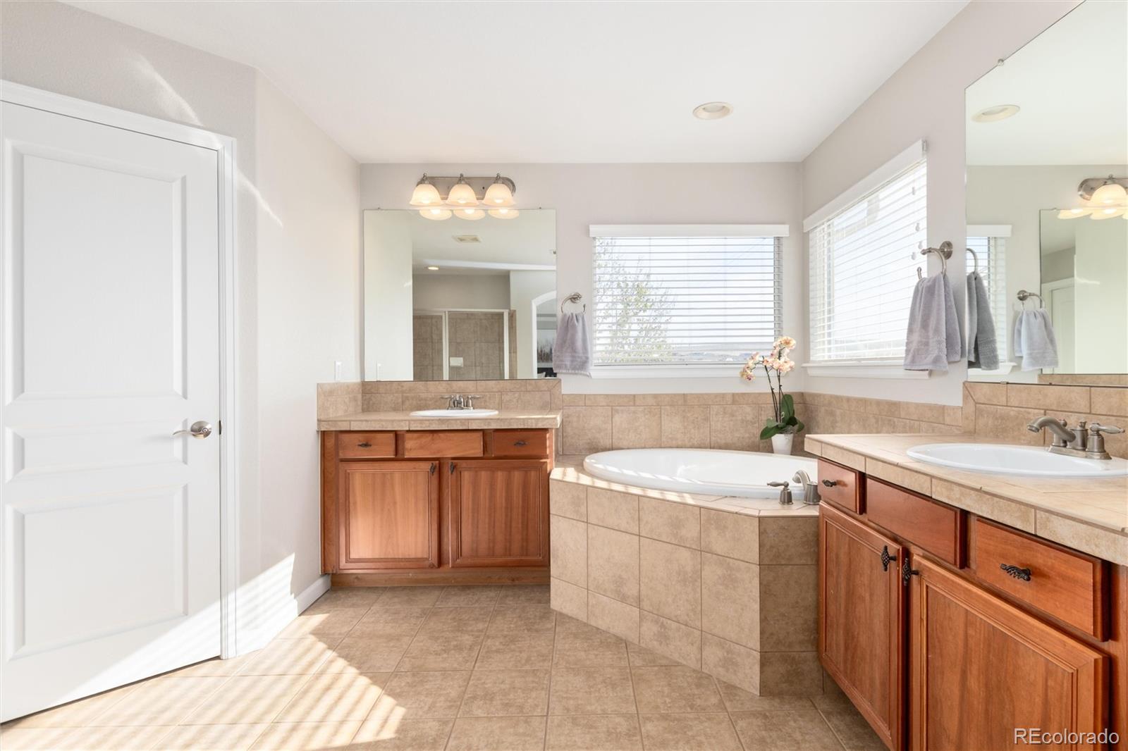 MLS Image #19 for 15477 e flower mound place,parker, Colorado