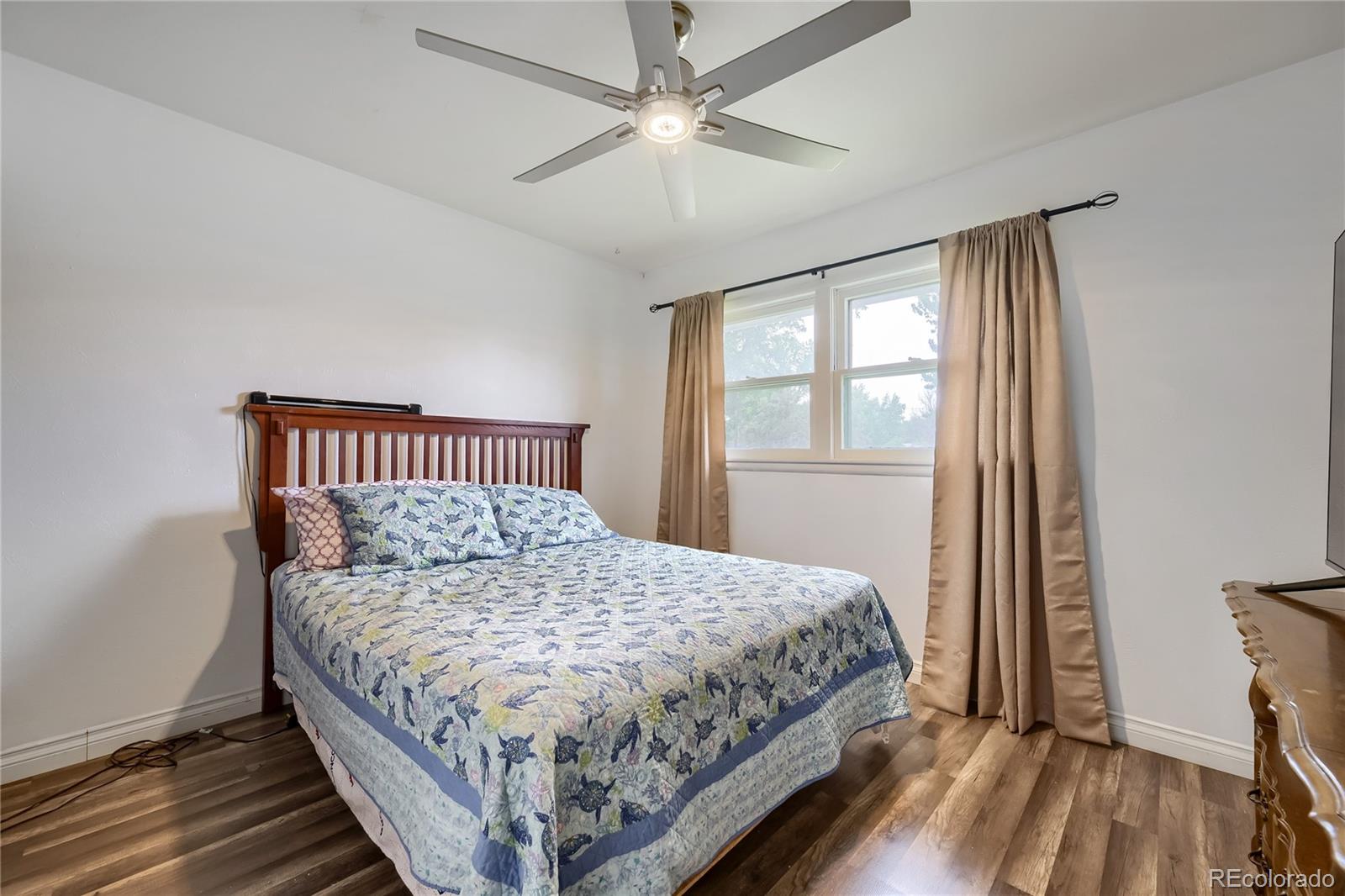 MLS Image #10 for 3130 e la salle street,colorado springs, Colorado