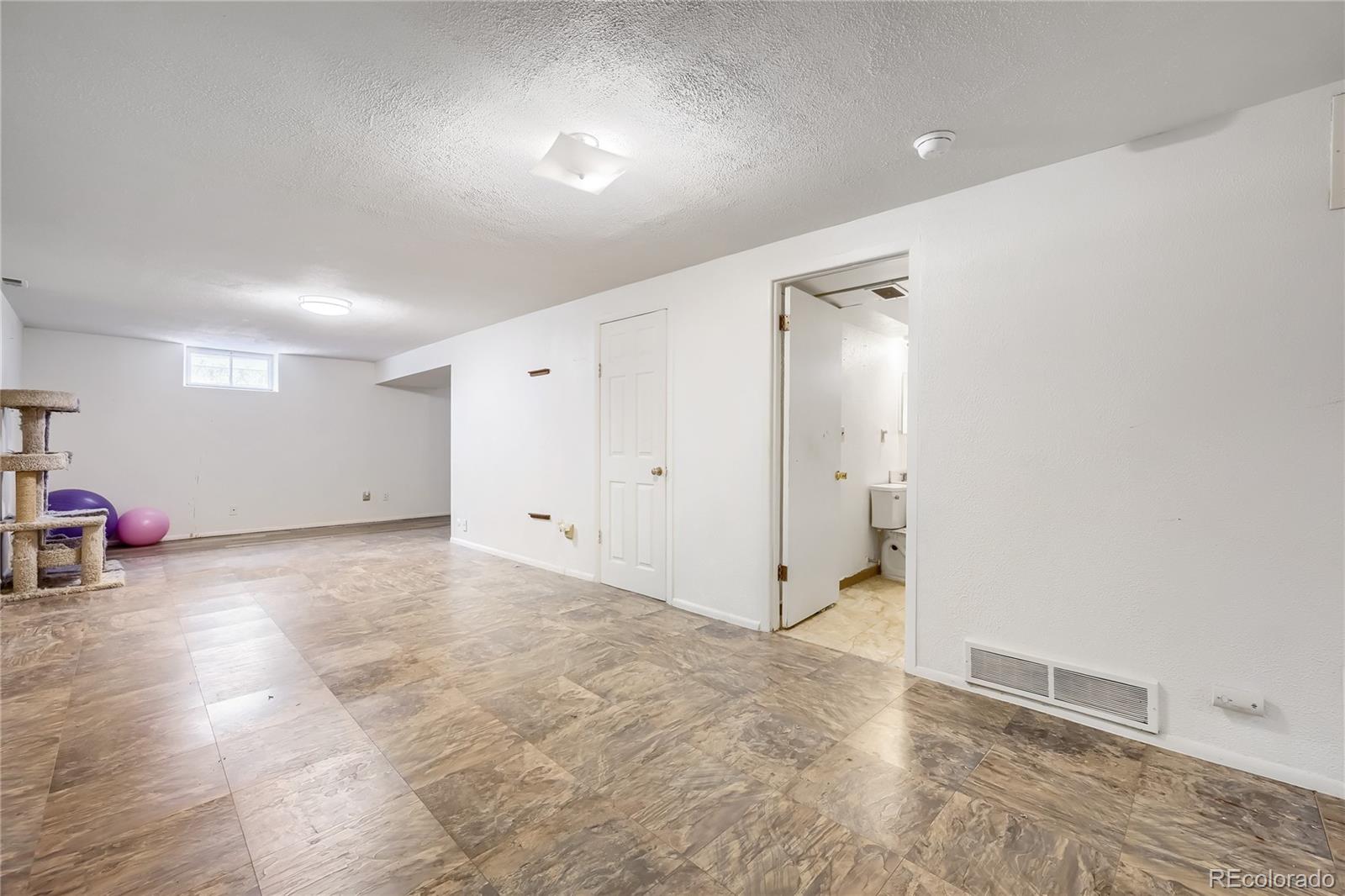 MLS Image #24 for 3130 e la salle street,colorado springs, Colorado