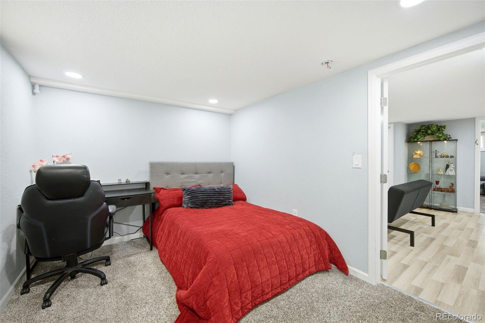 MLS Image #28 for 1800 s vrain street,denver, Colorado