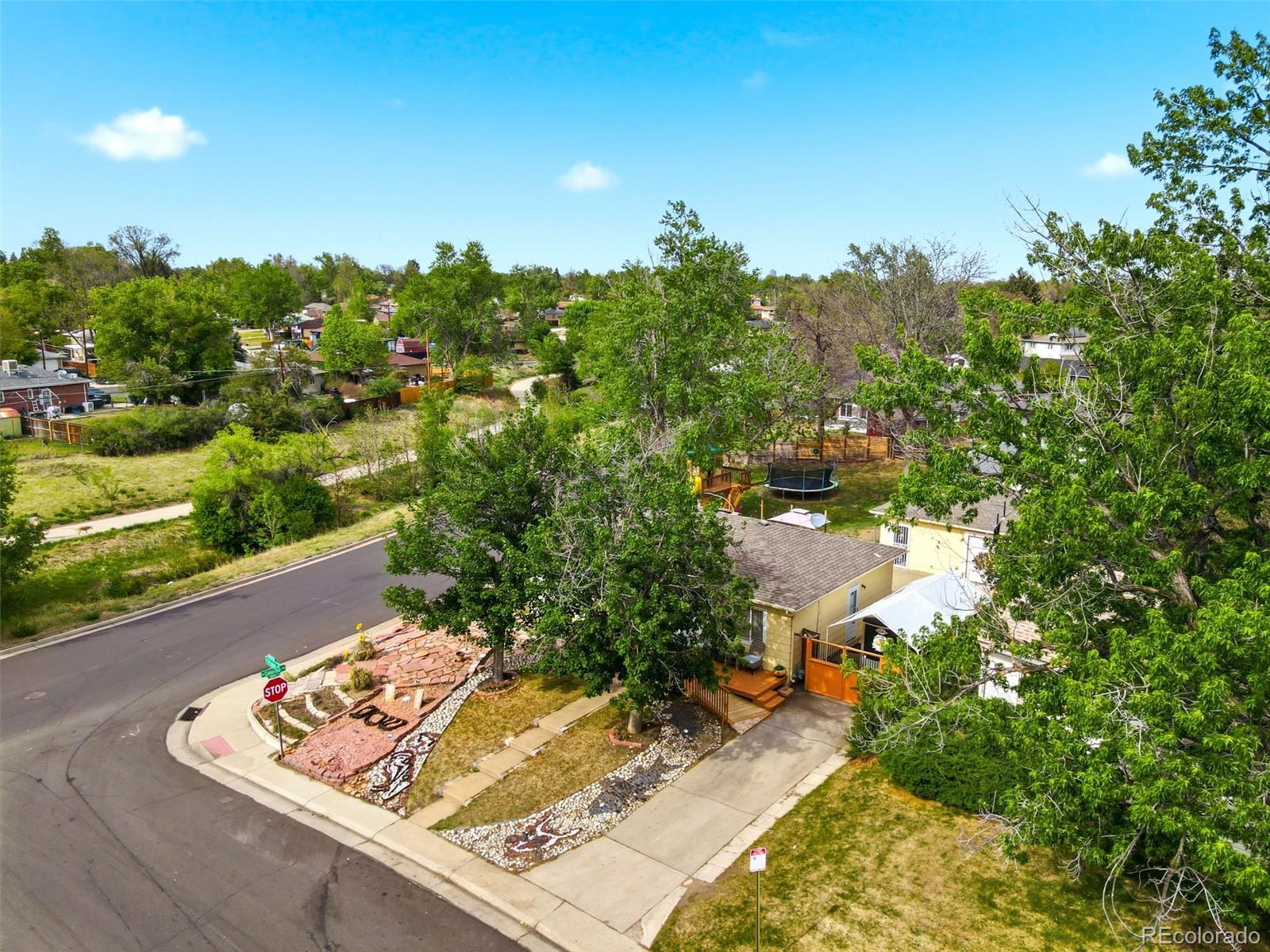 MLS Image #4 for 1800 s vrain street,denver, Colorado