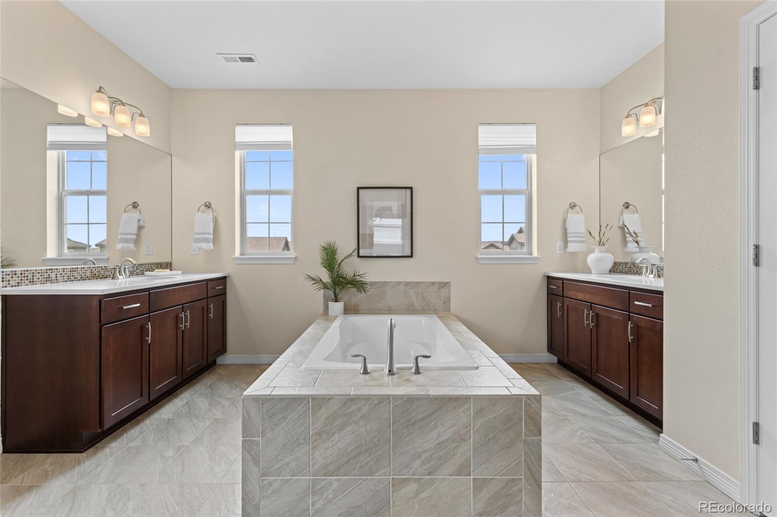 MLS Image #28 for 16006  swan mountain drive,broomfield, Colorado