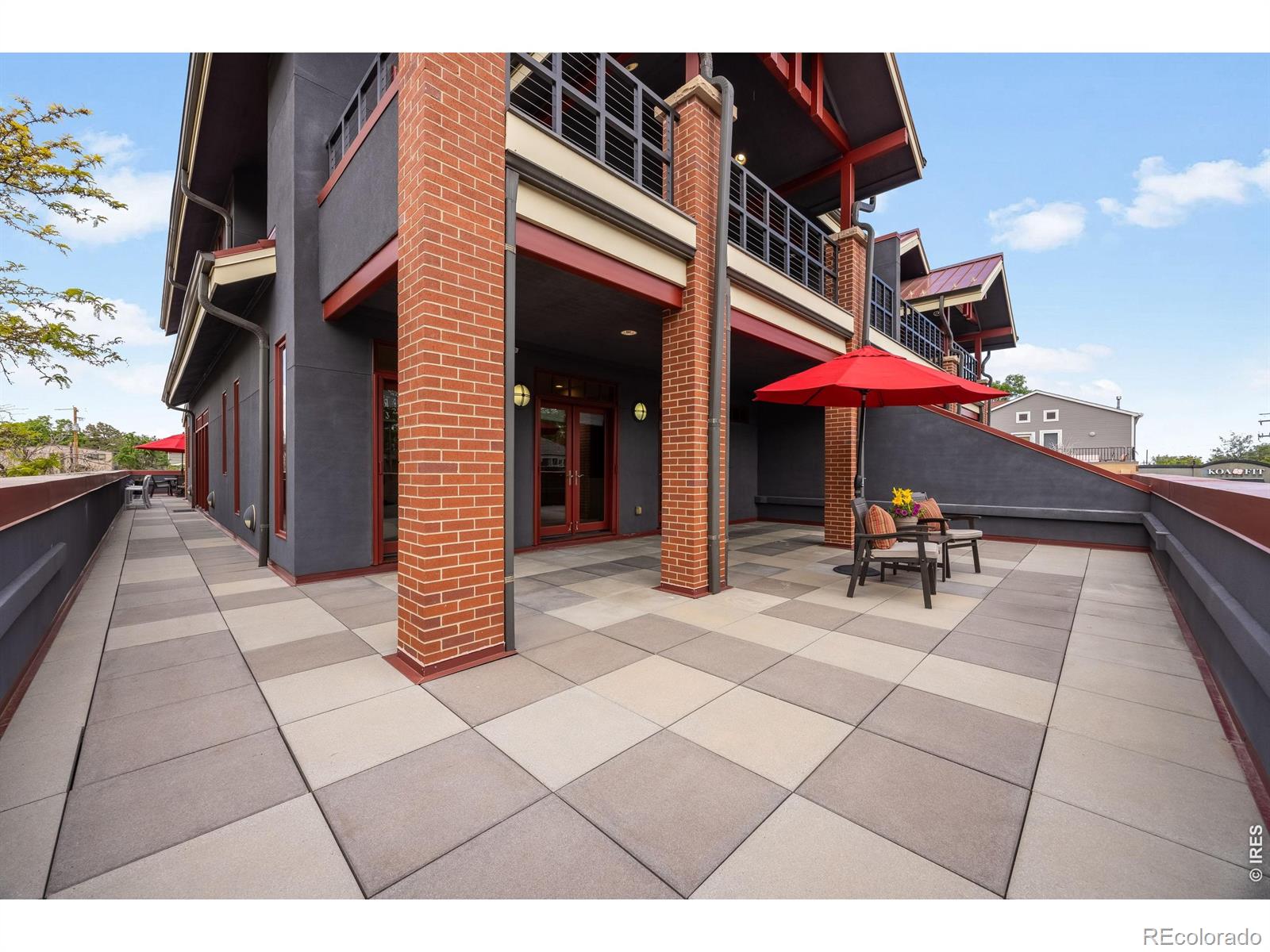 MLS Image #14 for 2034  pearl street,boulder, Colorado