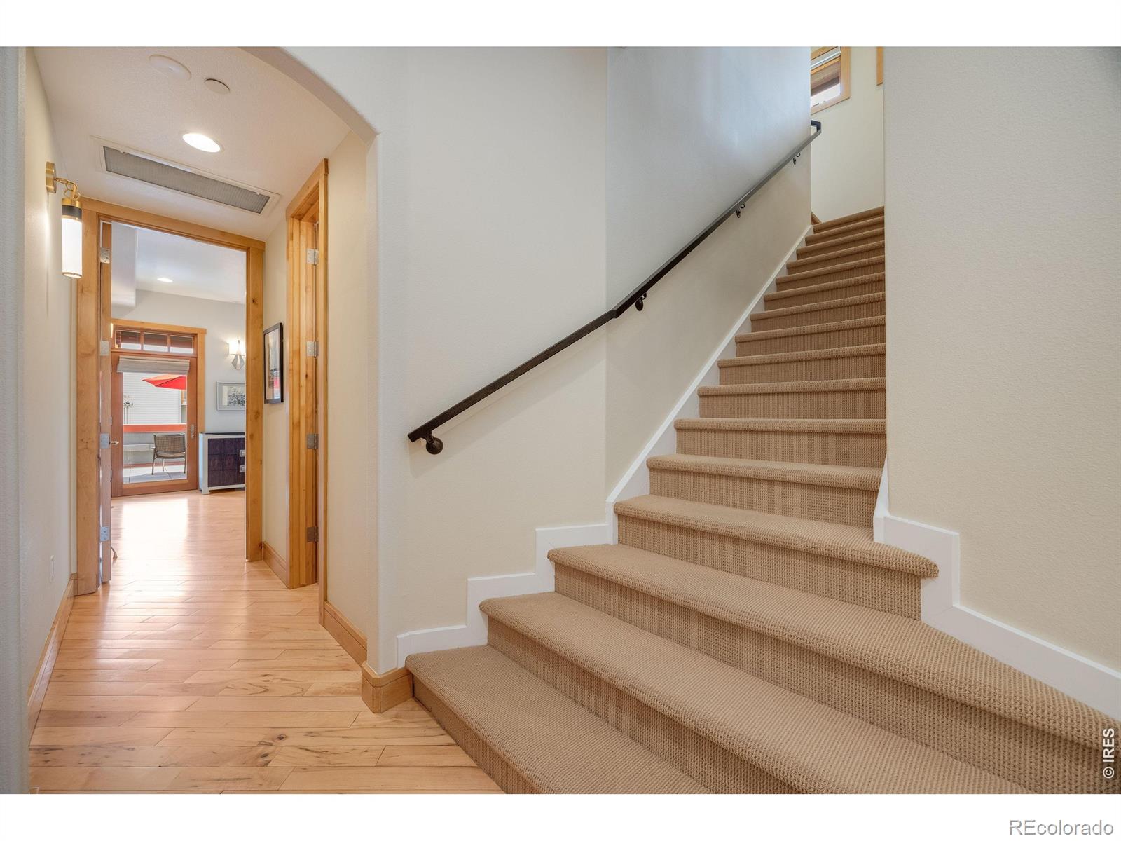 MLS Image #22 for 2034  pearl street,boulder, Colorado