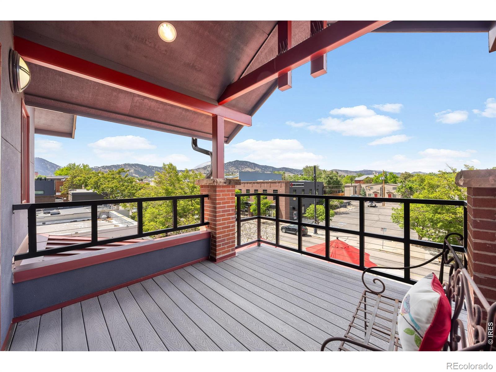 MLS Image #28 for 2034  pearl street,boulder, Colorado