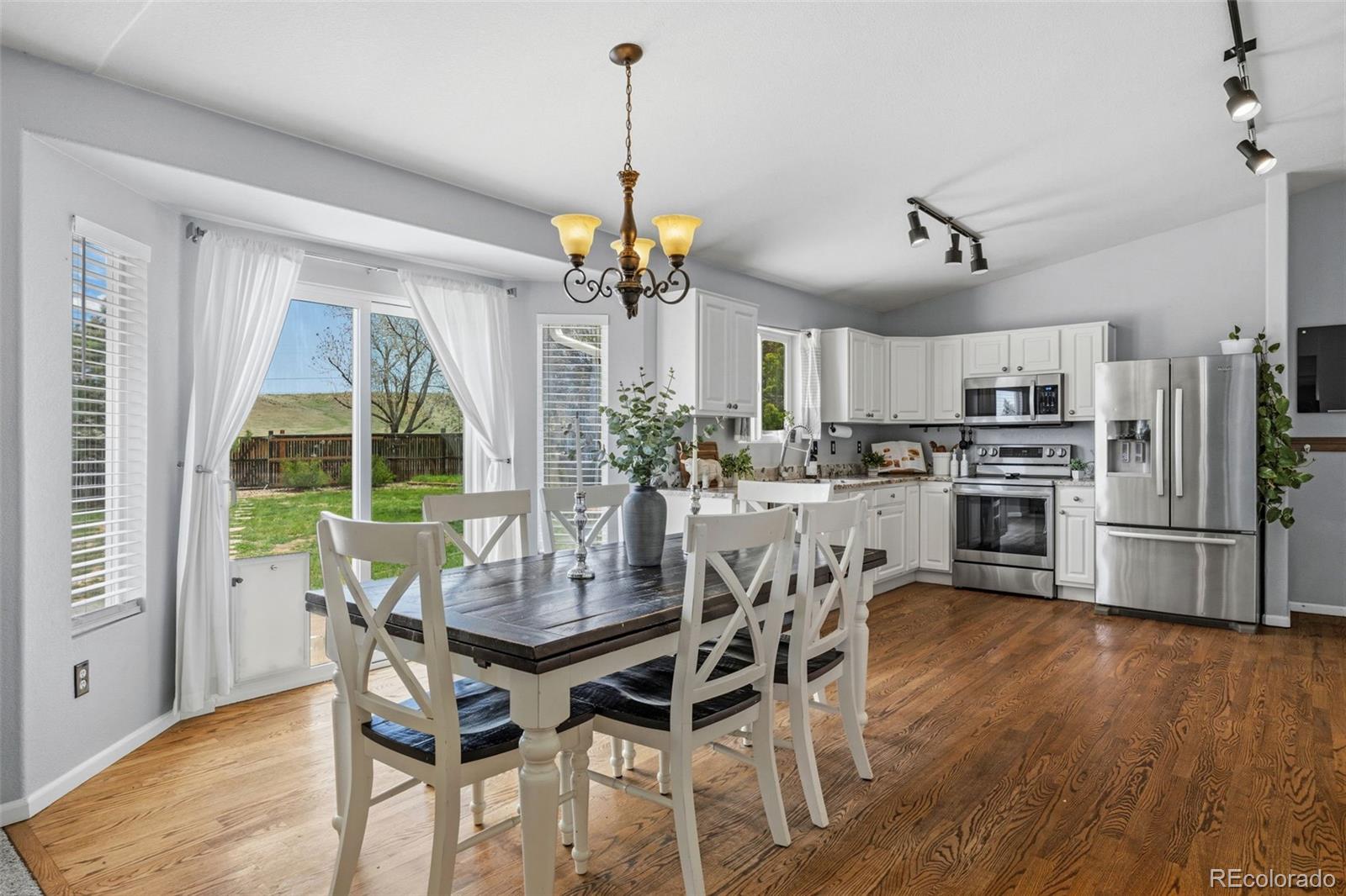 MLS Image #10 for 7026  pine hills way,littleton, Colorado