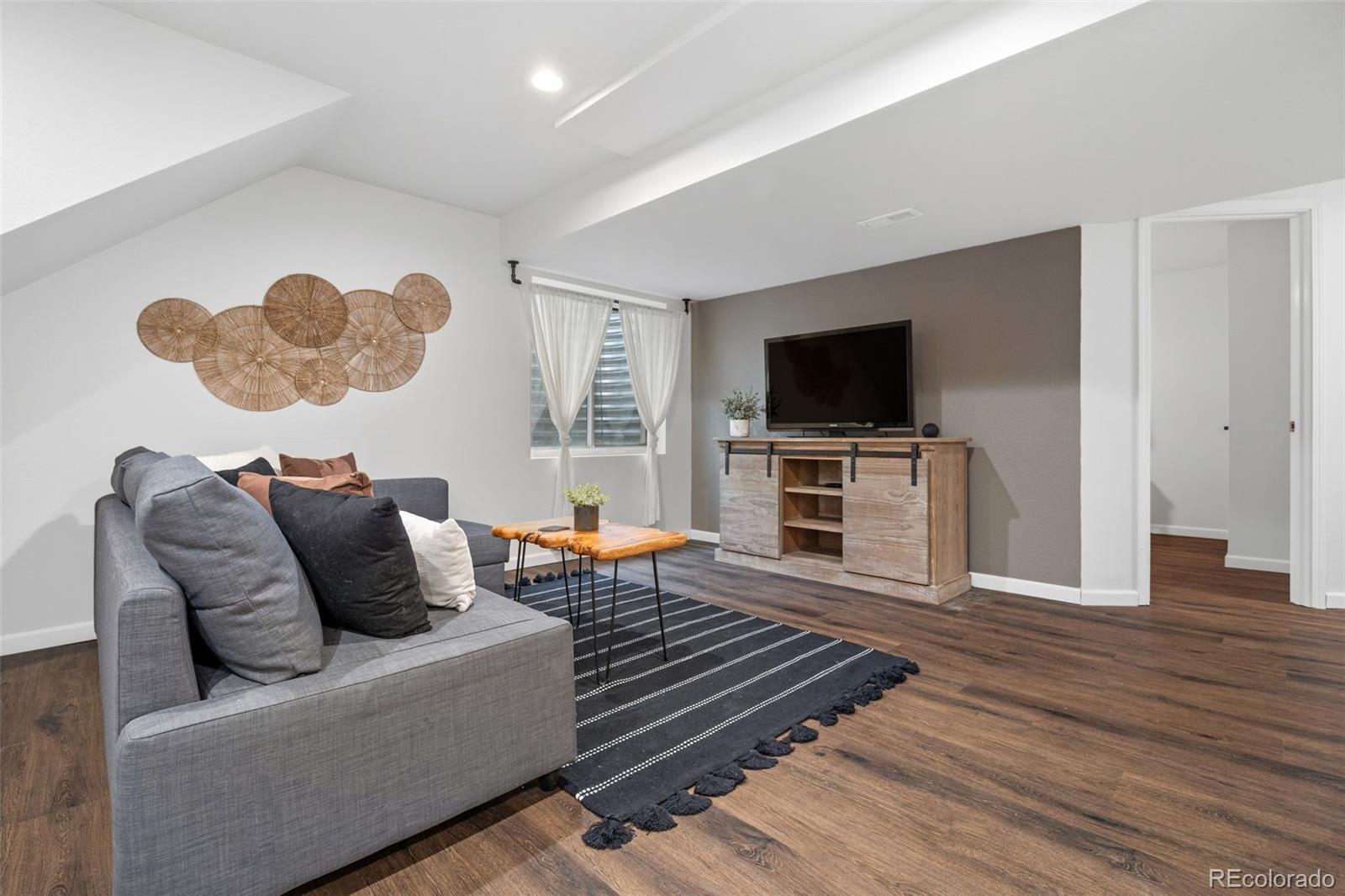 MLS Image #26 for 7026  pine hills way,littleton, Colorado