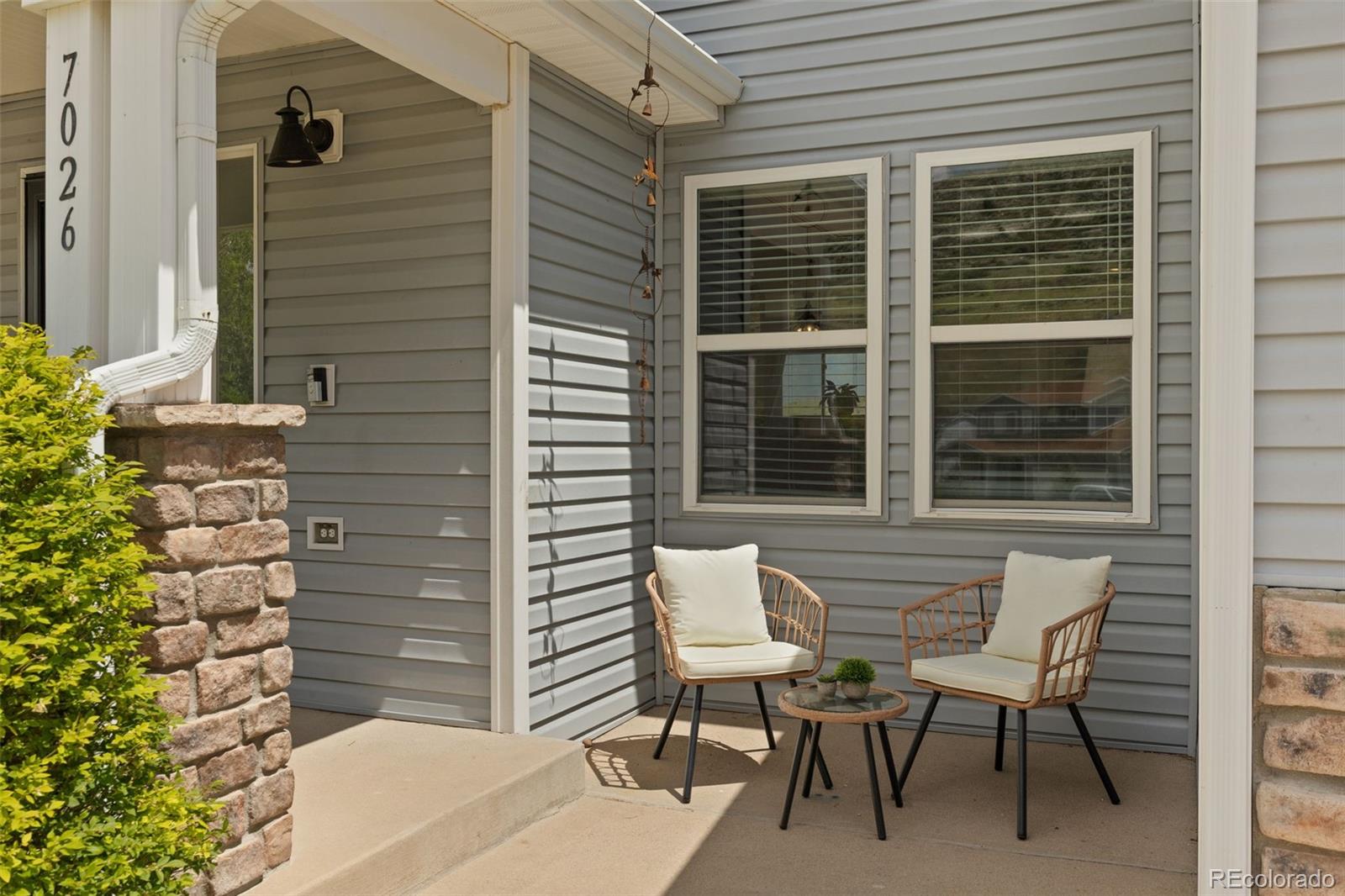 MLS Image #3 for 7026  pine hills way,littleton, Colorado