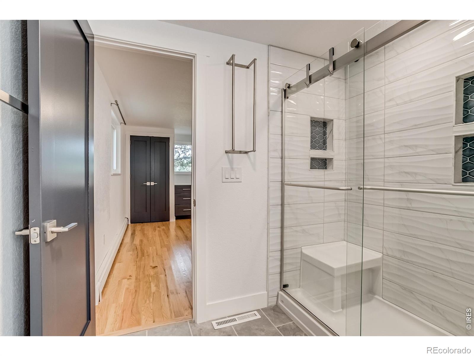 MLS Image #13 for 6314  lake drive,longmont, Colorado
