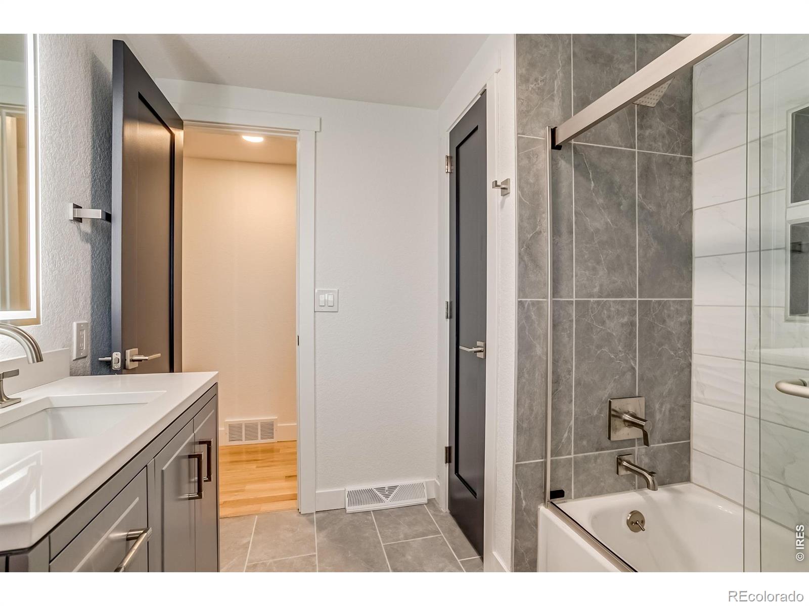 MLS Image #18 for 6314  lake drive,longmont, Colorado