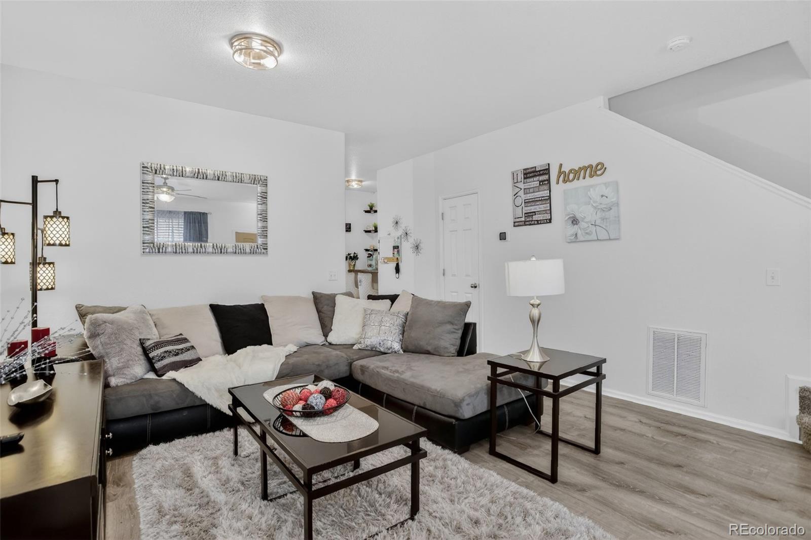 MLS Image #2 for 2116  creekridge point,colorado springs, Colorado