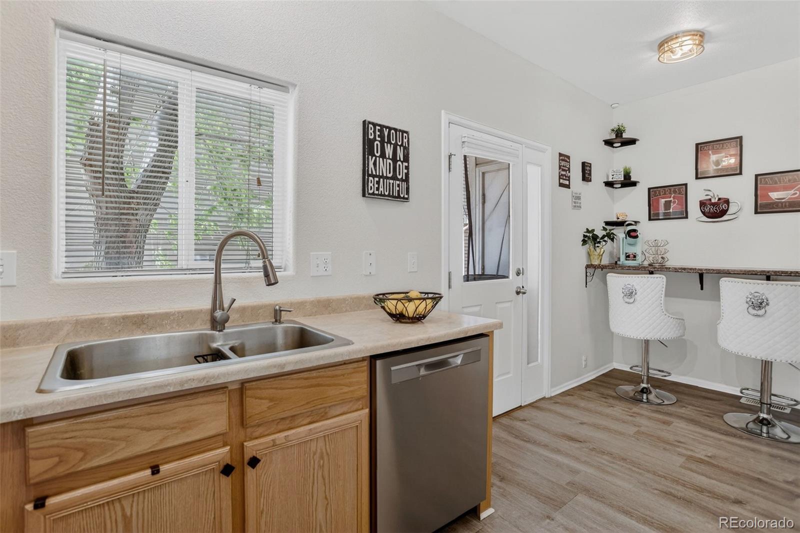 MLS Image #5 for 2116  creekridge point,colorado springs, Colorado