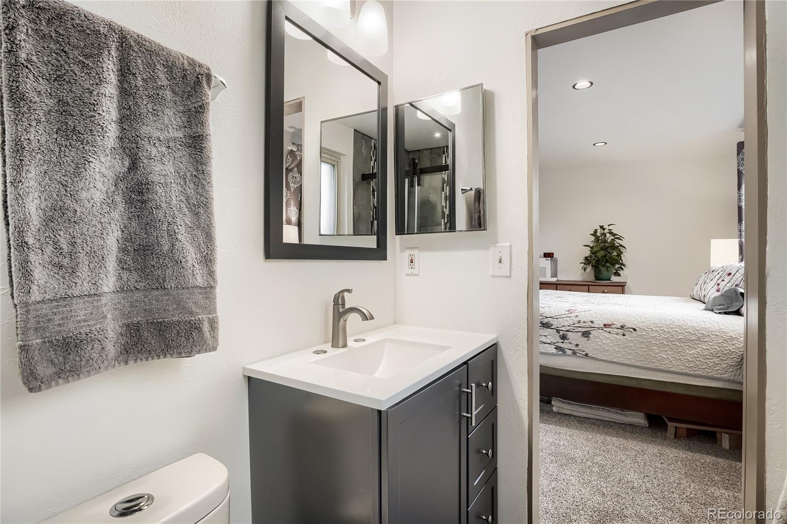 MLS Image #18 for 3322 s granby street,aurora, Colorado