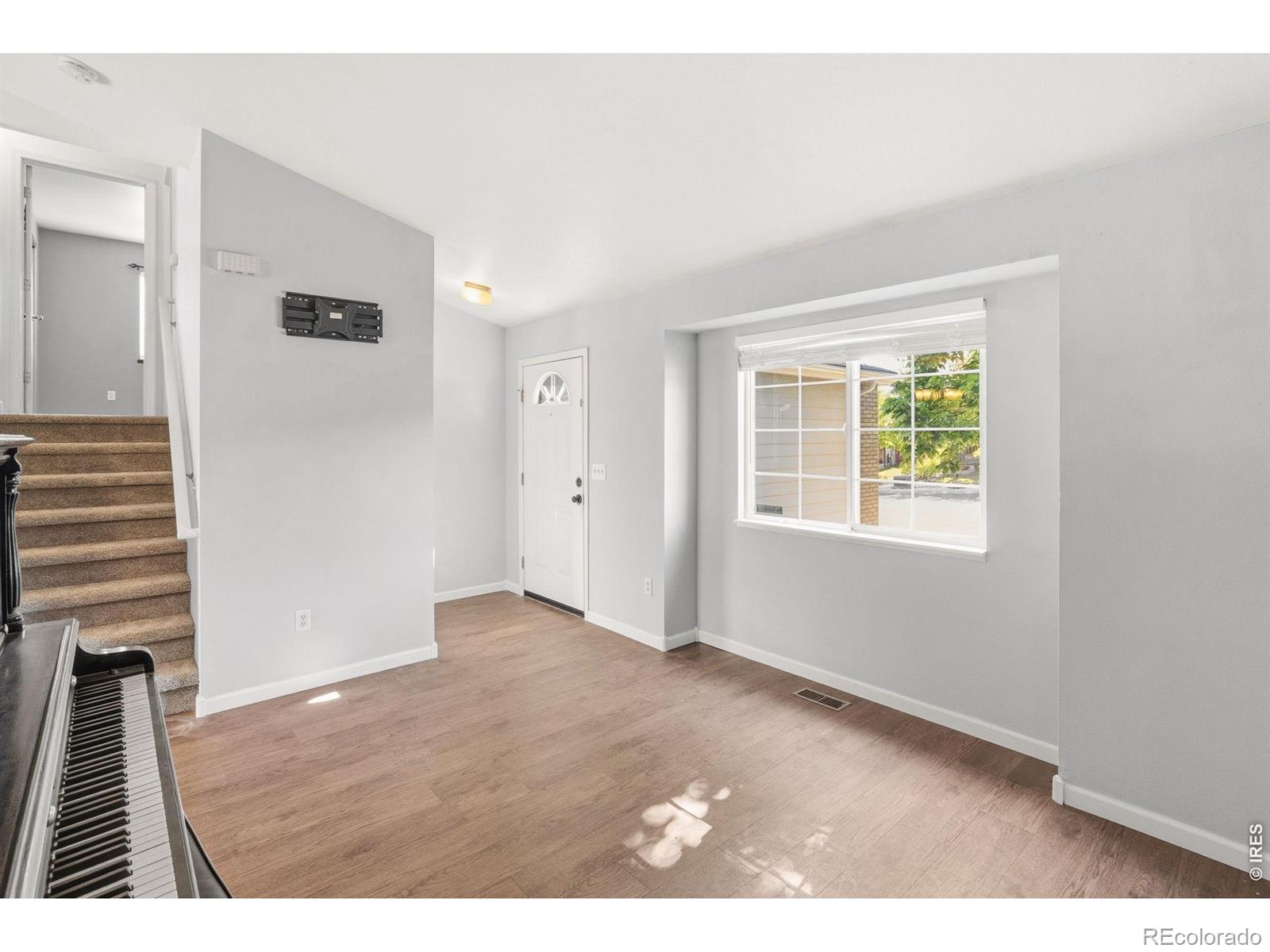 MLS Image #3 for 3300  rio grande avenue,evans, Colorado
