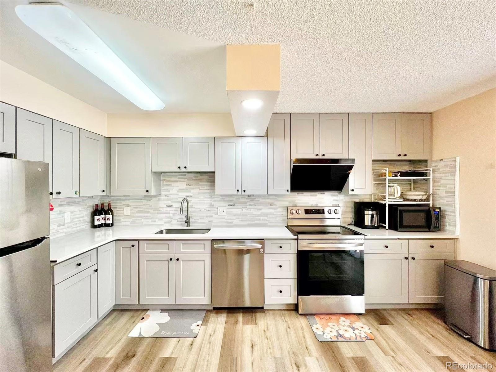 MLS Image #4 for 8855 w floyd avenue,lakewood, Colorado