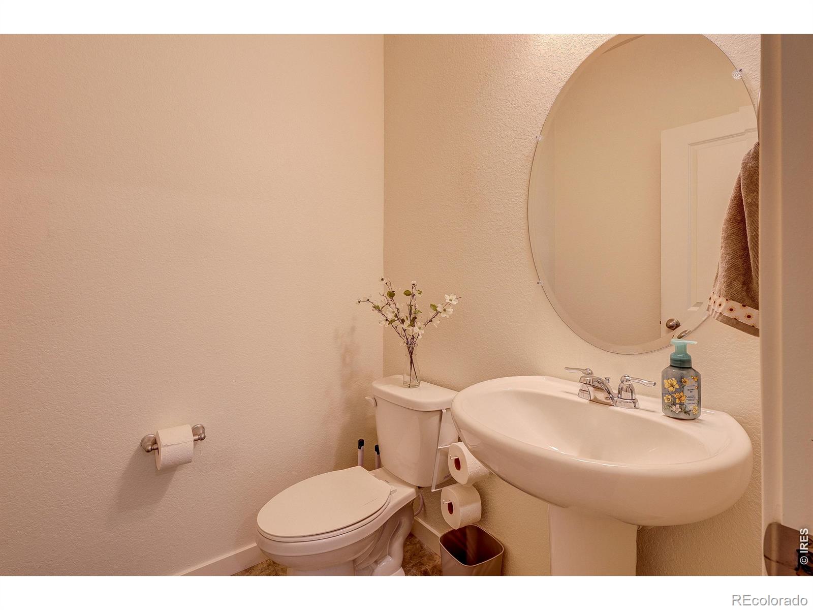 MLS Image #11 for 2744  wren drive,johnstown, Colorado