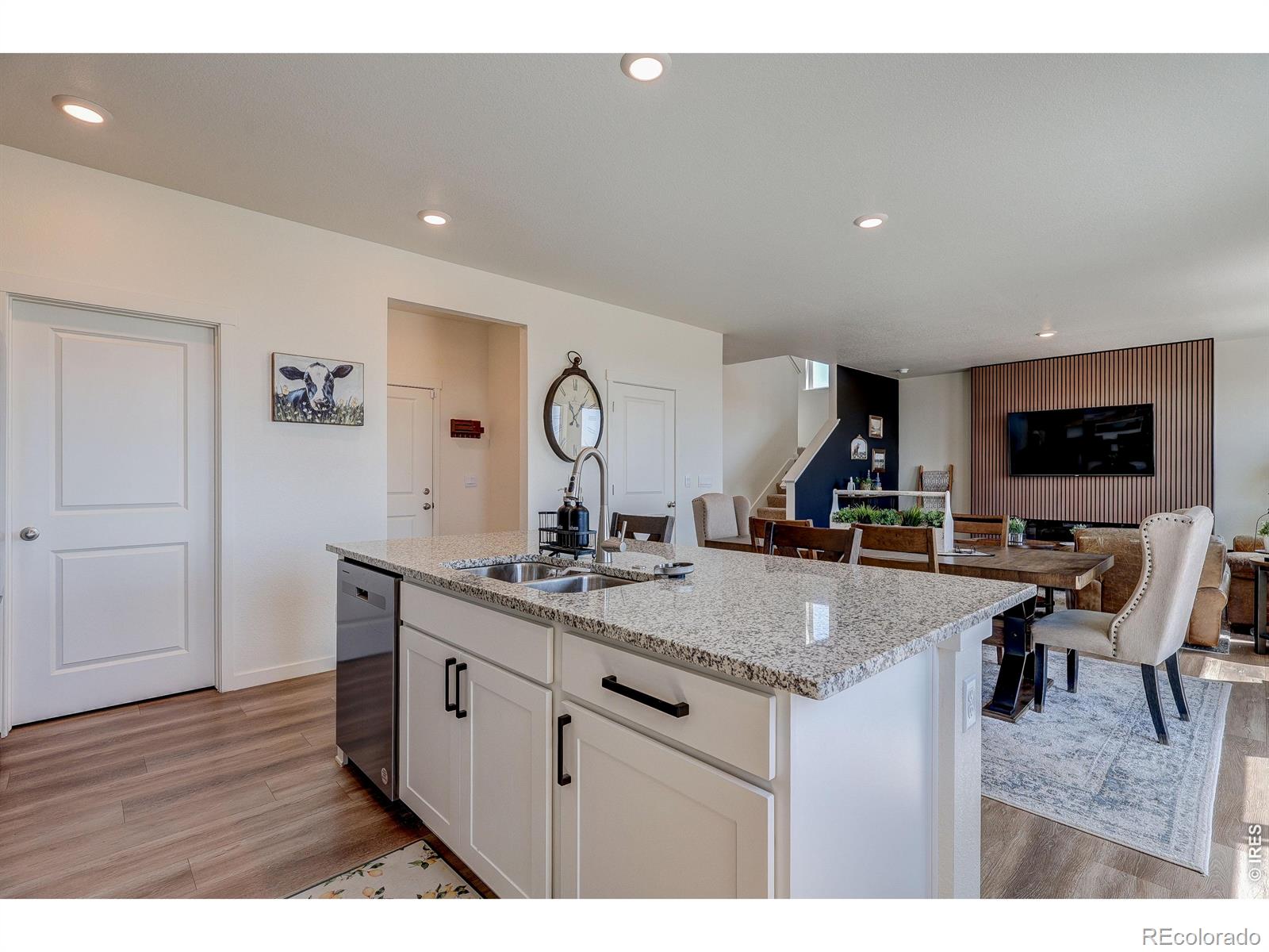 MLS Image #6 for 2744  wren drive,johnstown, Colorado
