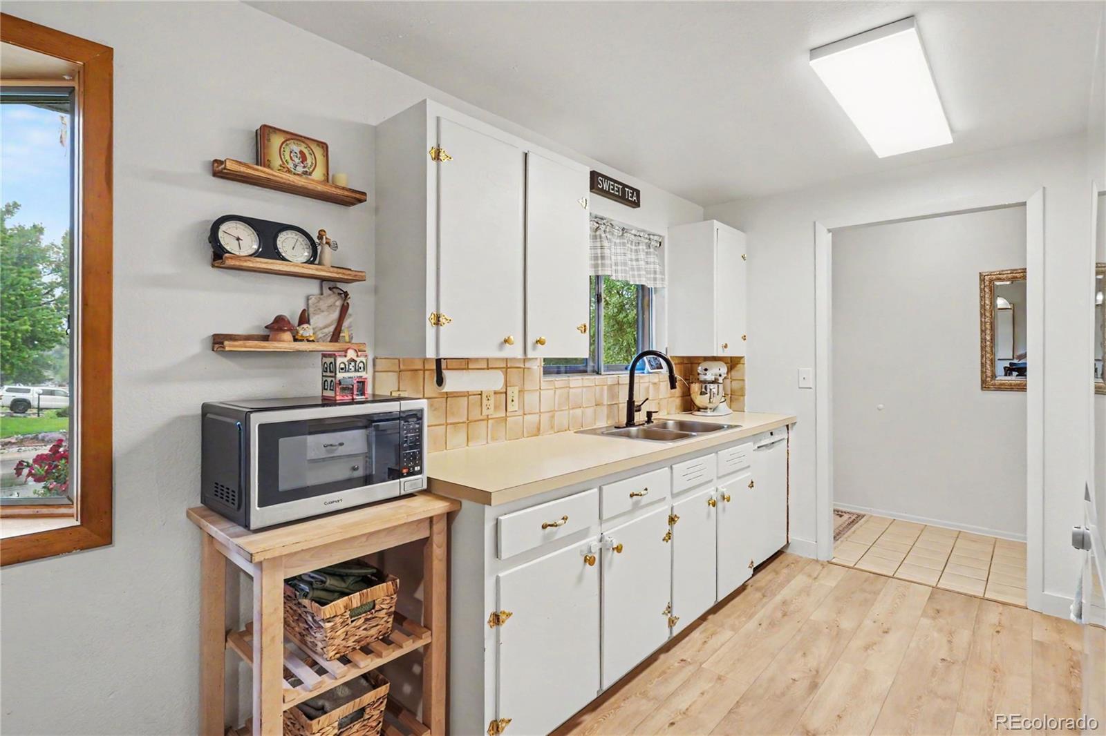 MLS Image #6 for 190 e geddes avenue,centennial, Colorado