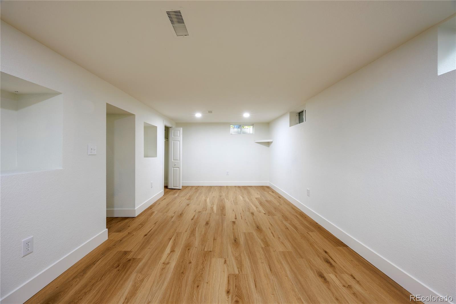 MLS Image #17 for 3460 w evans avenue,denver, Colorado