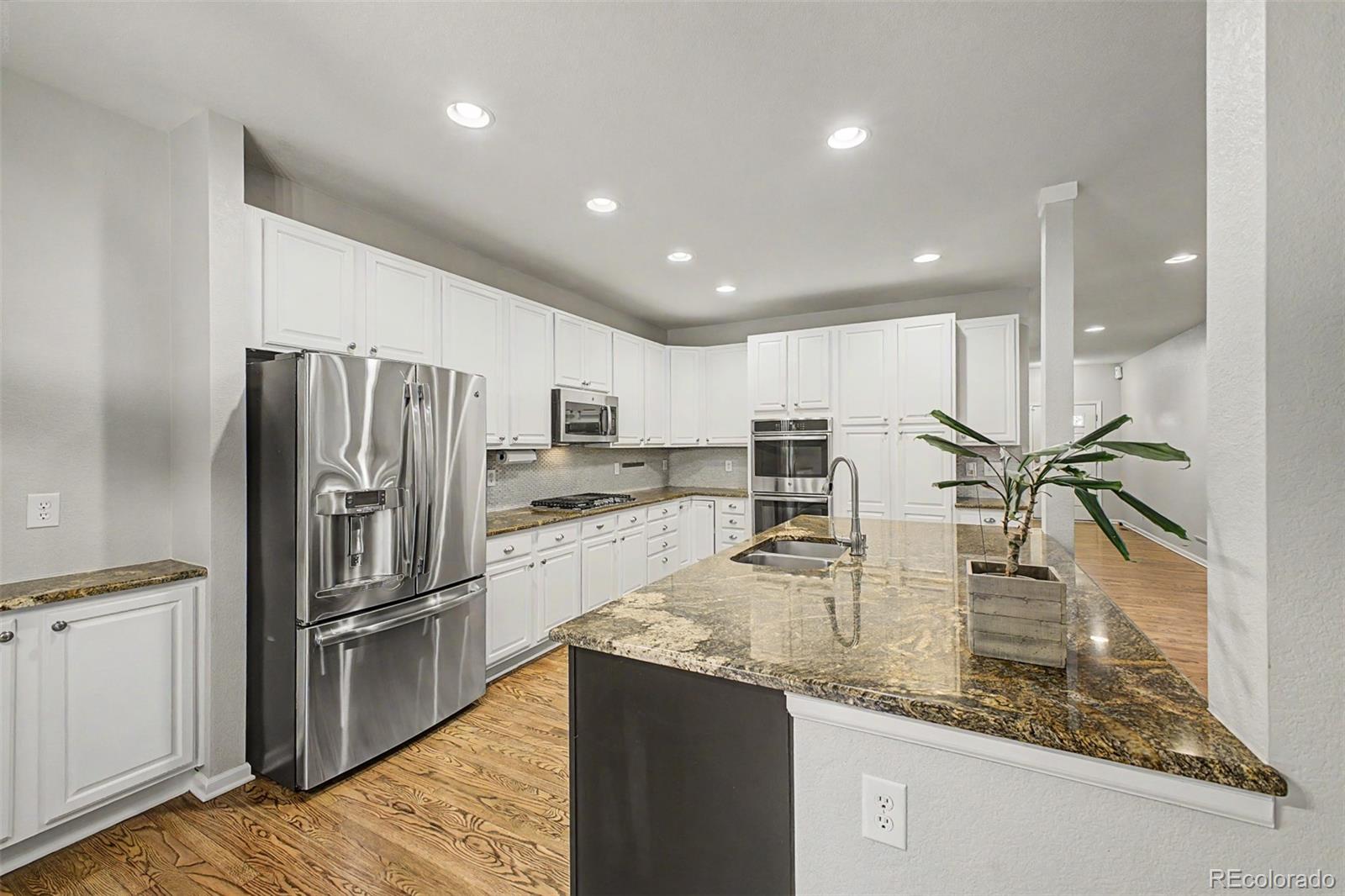 MLS Image #9 for 6934 s fultondale circle,aurora, Colorado