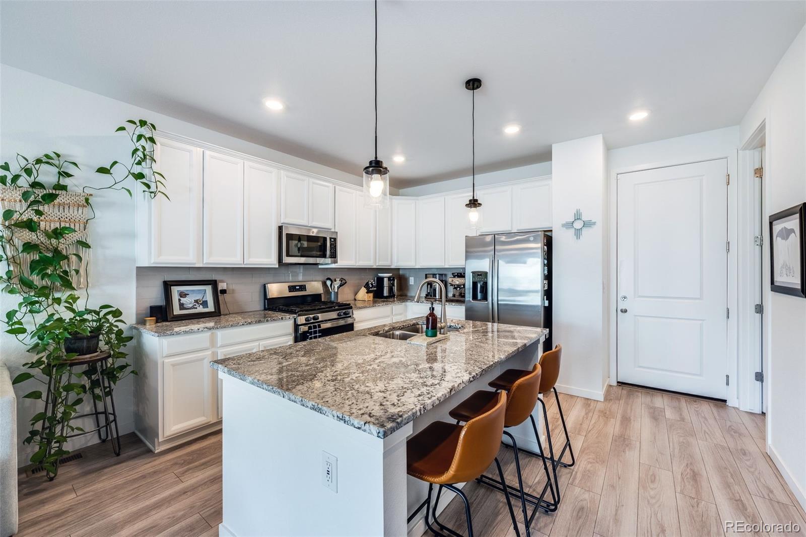 MLS Image #8 for 1989 s upham court,denver, Colorado