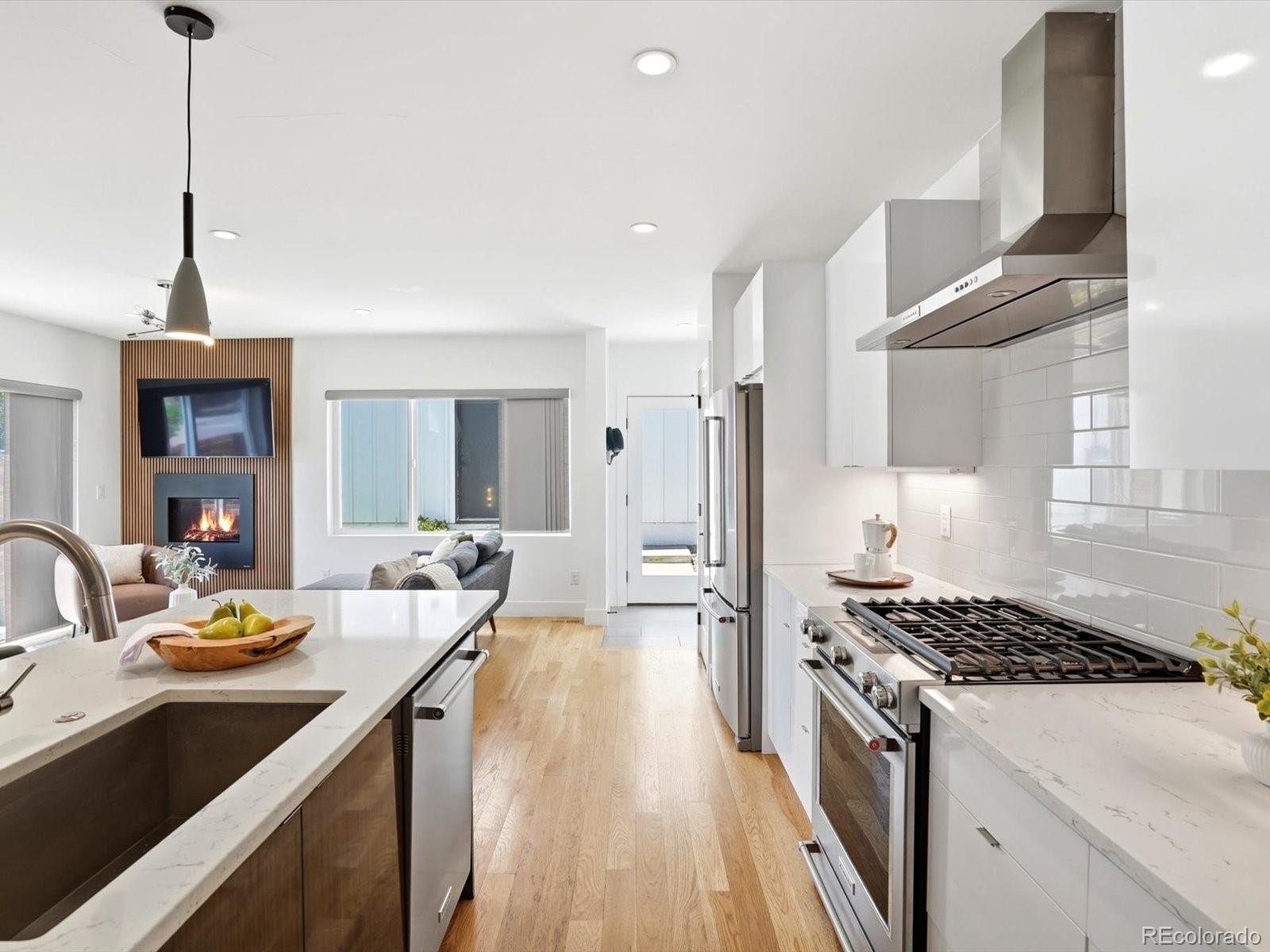 MLS Image #12 for 1901 w 36th avenue,denver, Colorado