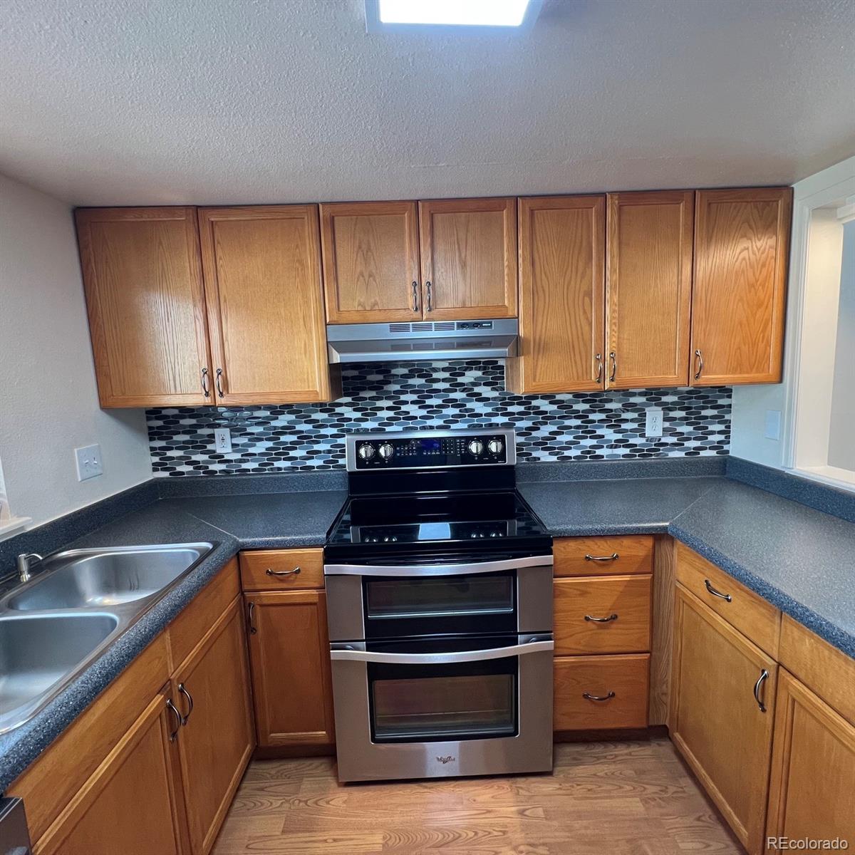MLS Image #10 for 3521 s kittredge street,aurora, Colorado
