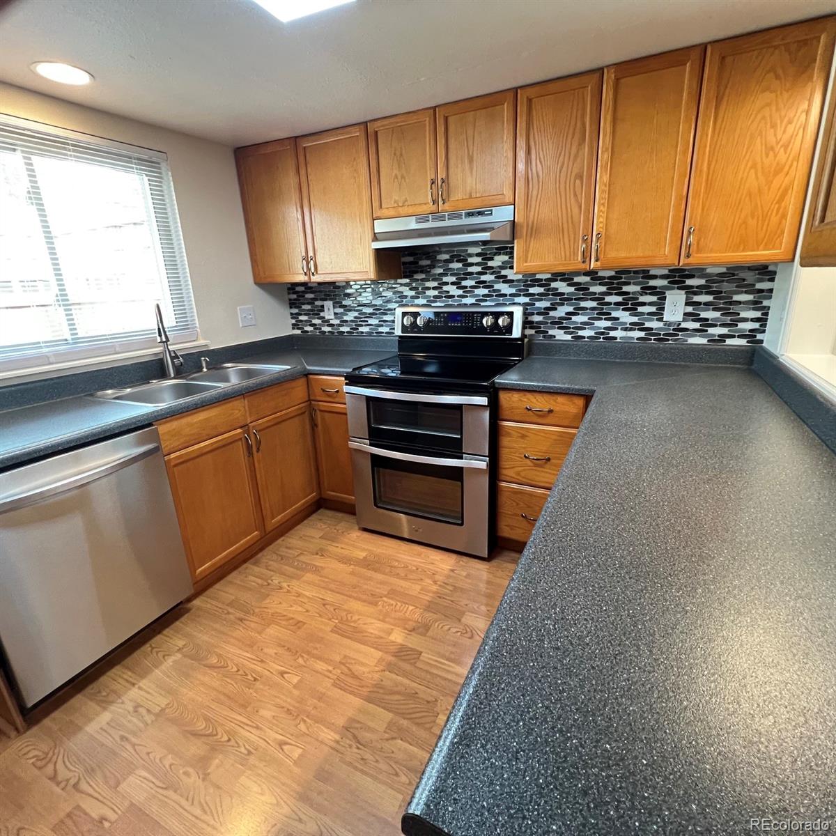 MLS Image #11 for 3521 s kittredge street,aurora, Colorado