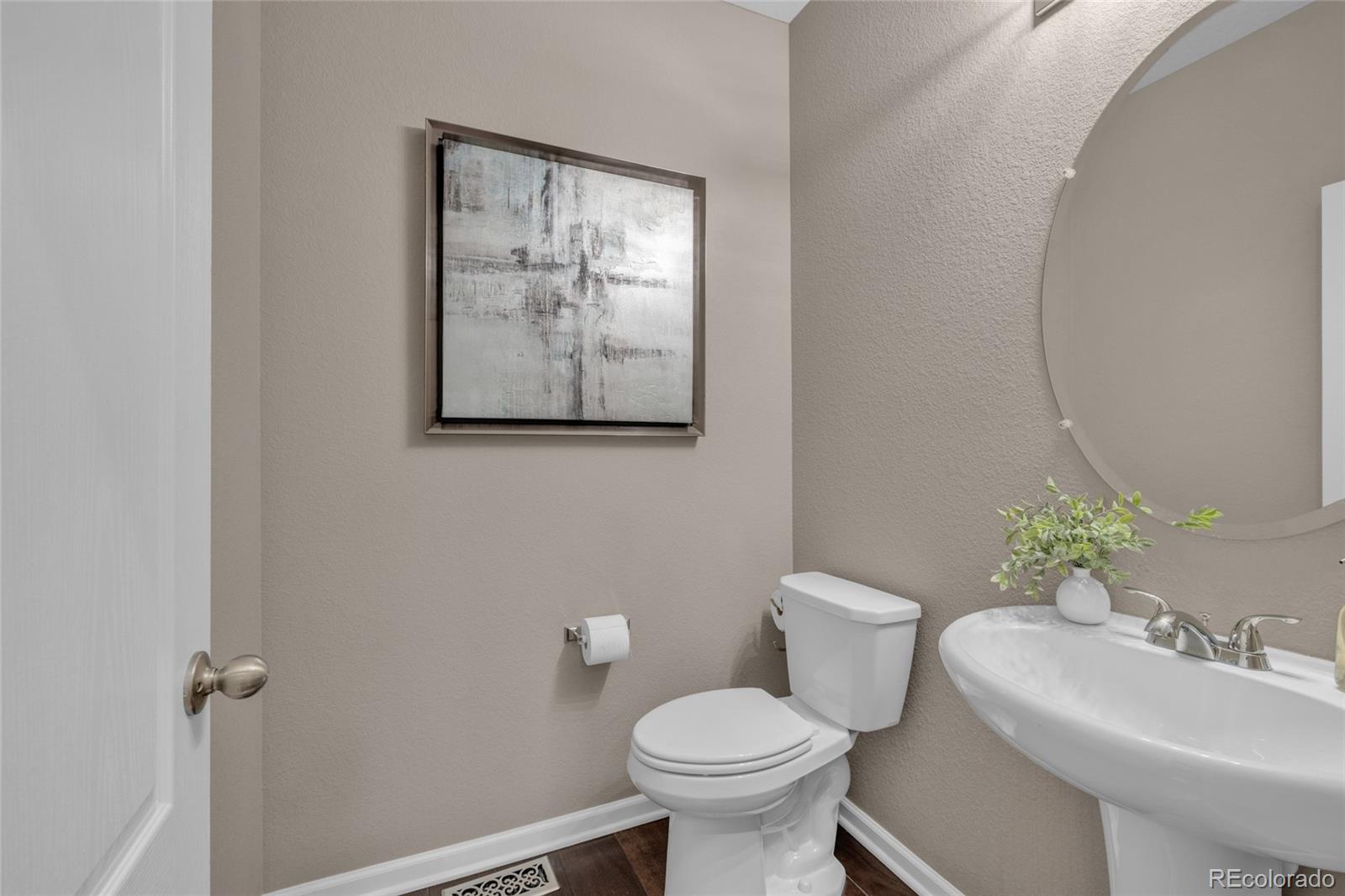 MLS Image #9 for 7826 e 125th avenue,thornton, Colorado
