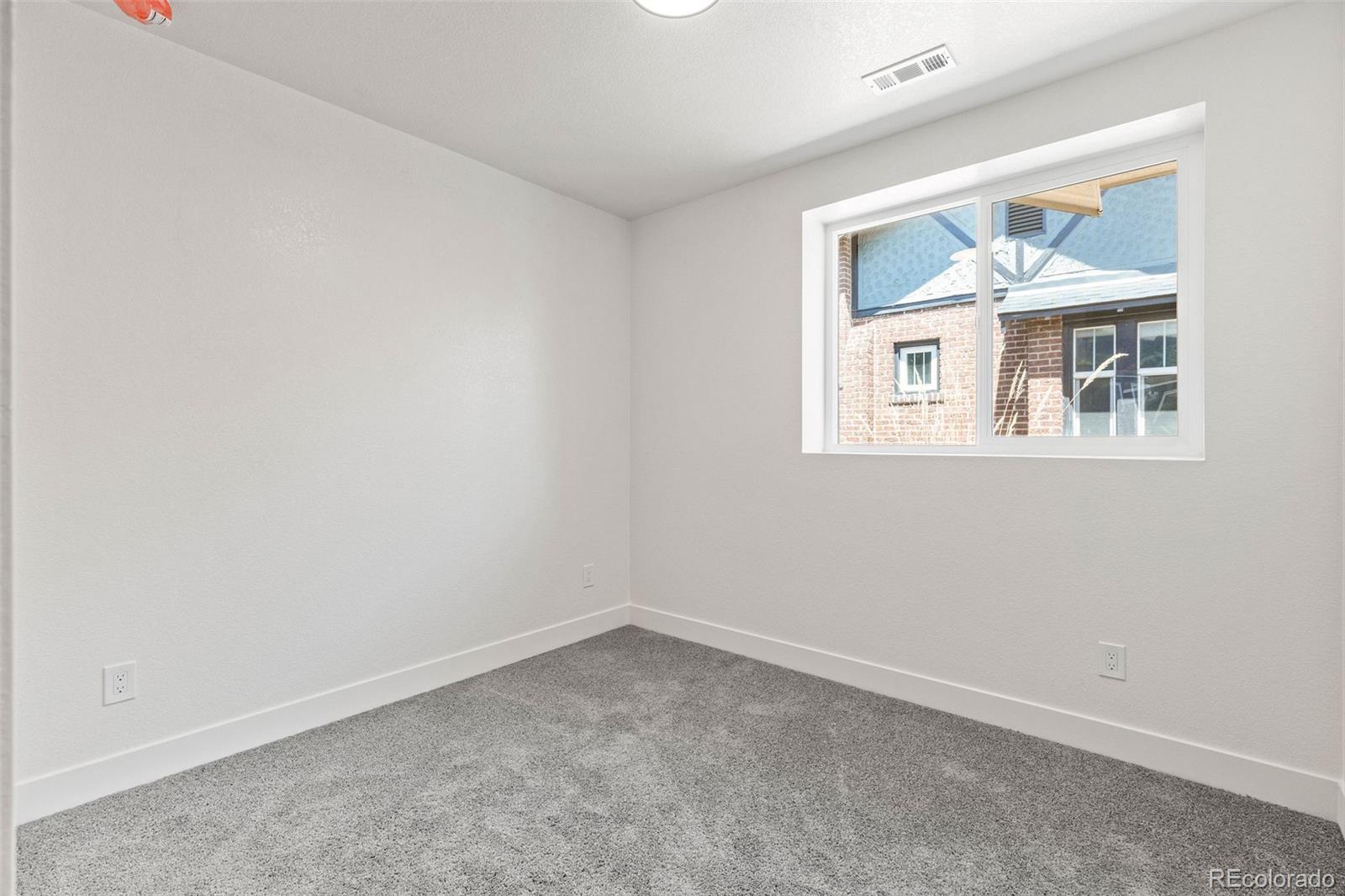 MLS Image #16 for 2810 n fillmore street,denver, Colorado