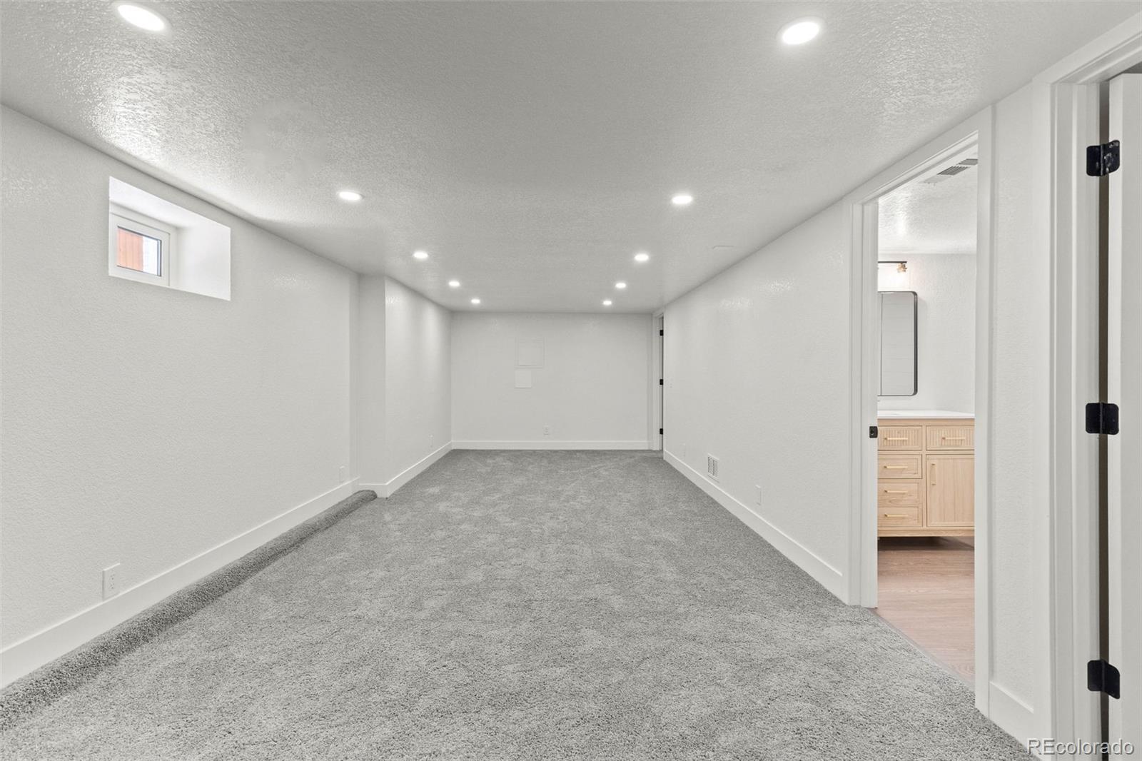 MLS Image #19 for 2810 n fillmore street,denver, Colorado