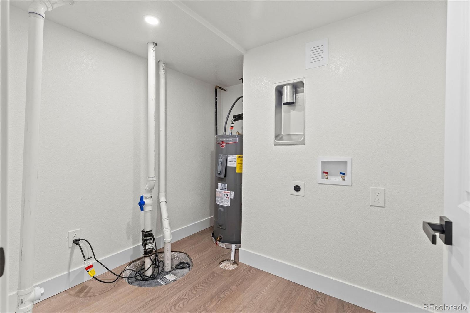MLS Image #25 for 2810 n fillmore street,denver, Colorado